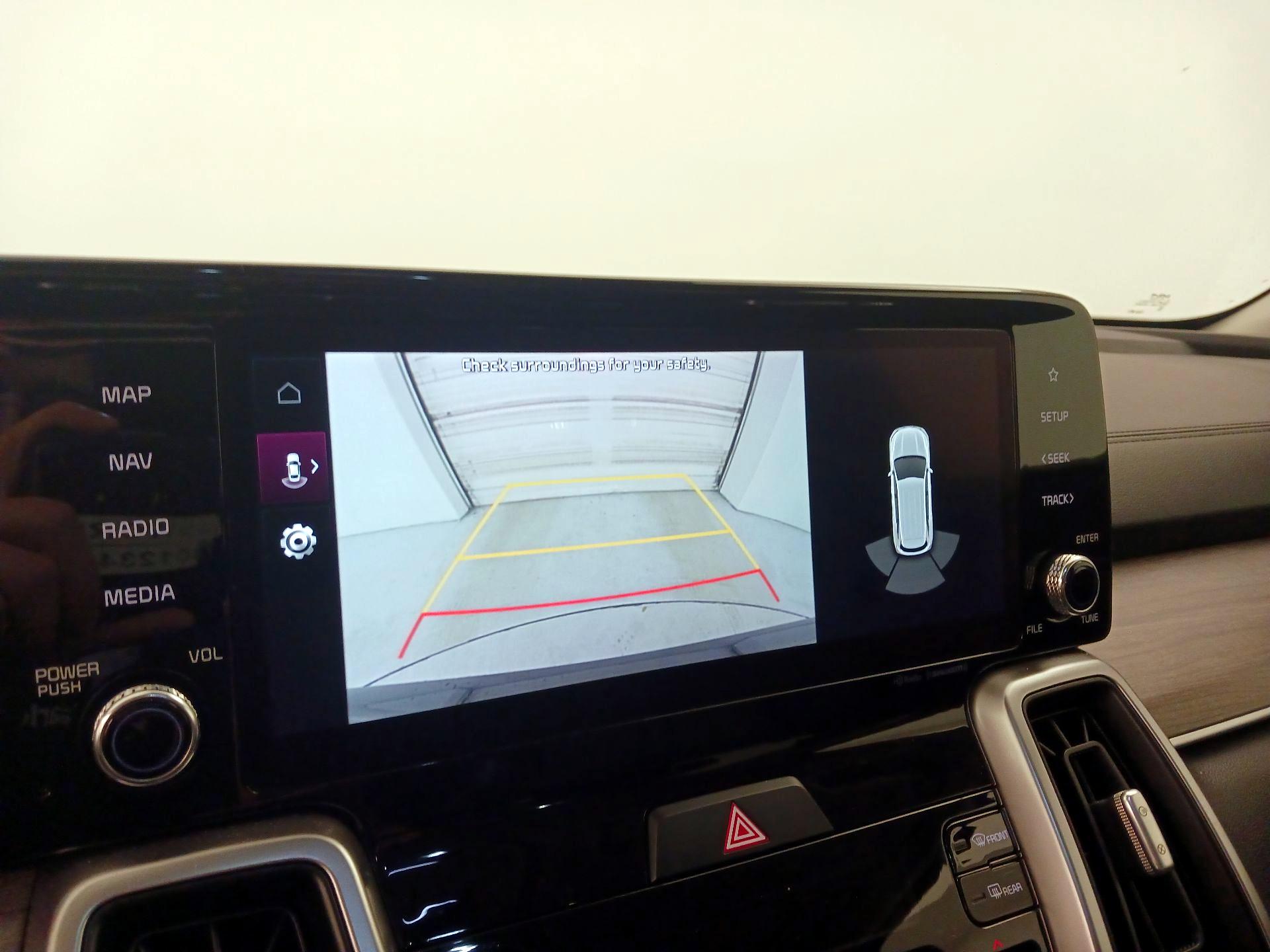 Thumbnail: 2022 Kia Sorento - 15