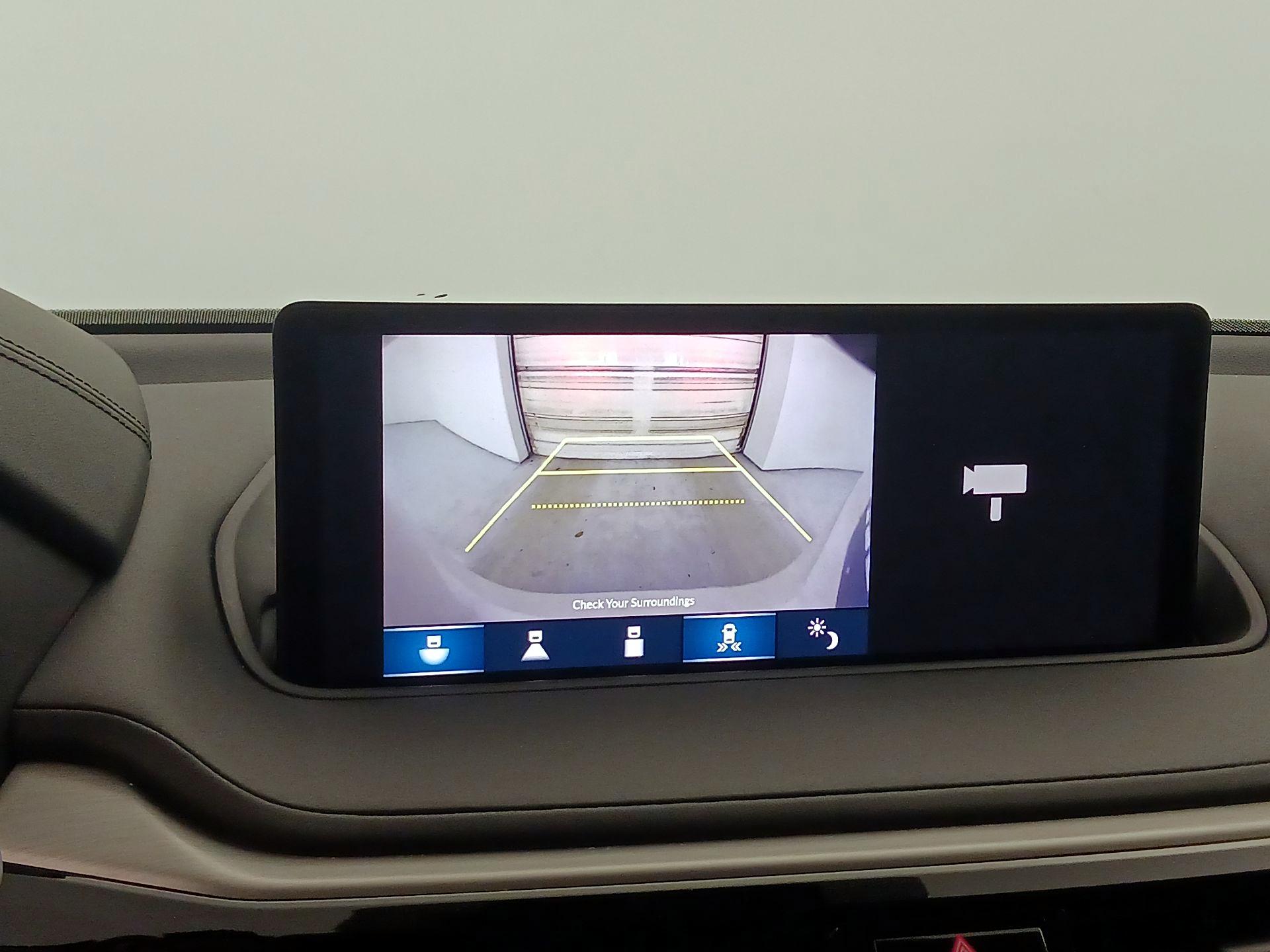 Thumbnail: 2022 Acura MDX - 15