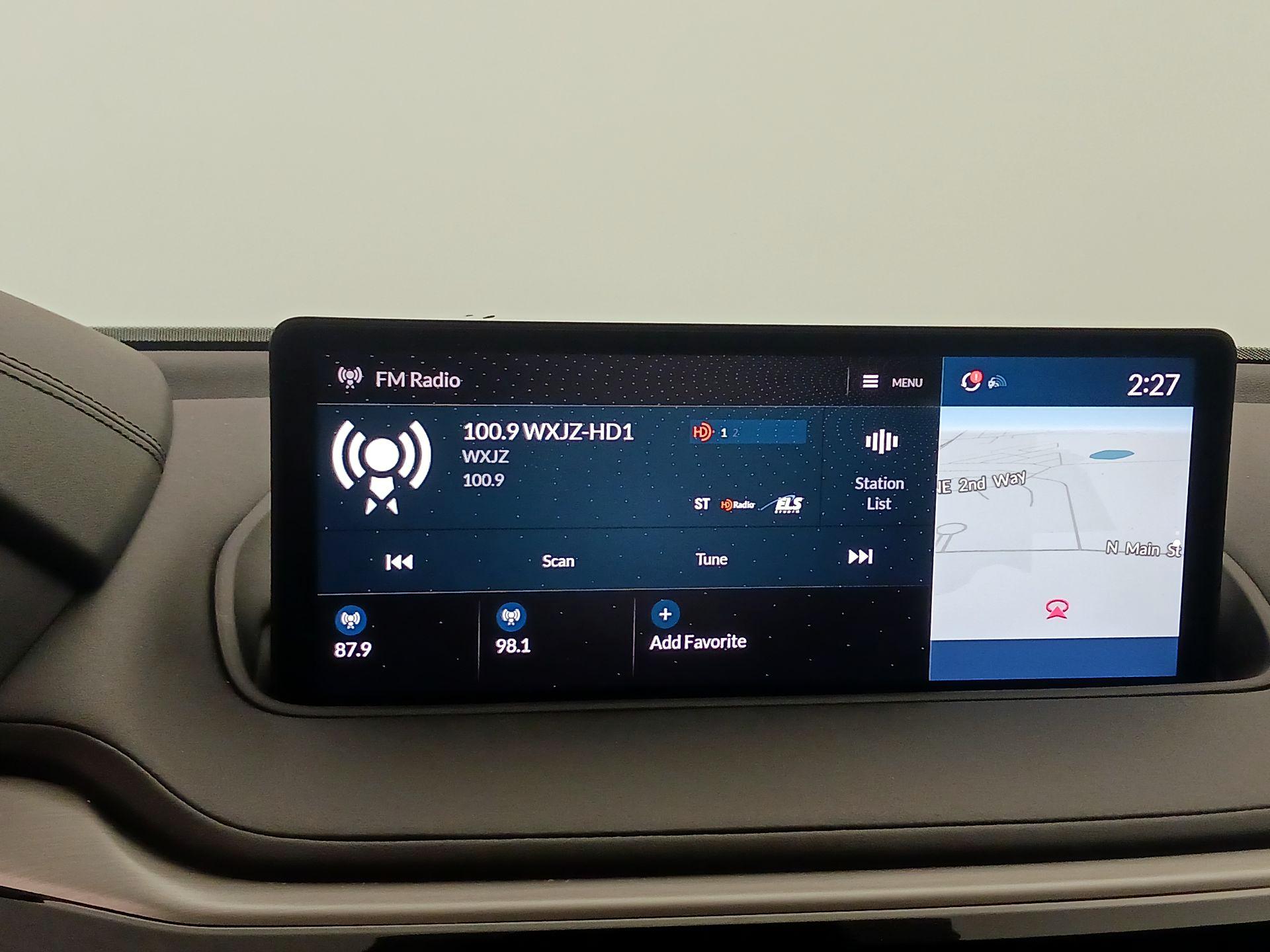 Thumbnail: 2022 Acura MDX - 16