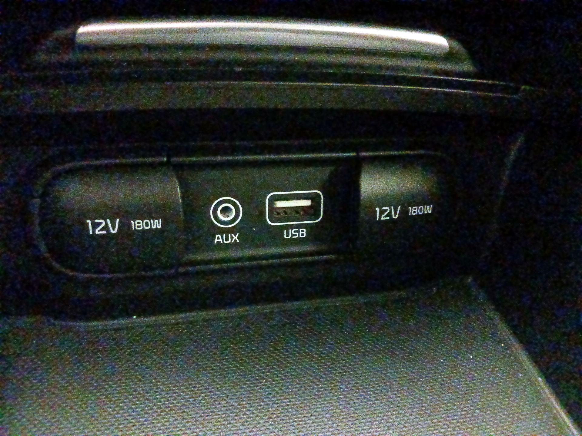 Thumbnail: 2020 Kia Optima - 18