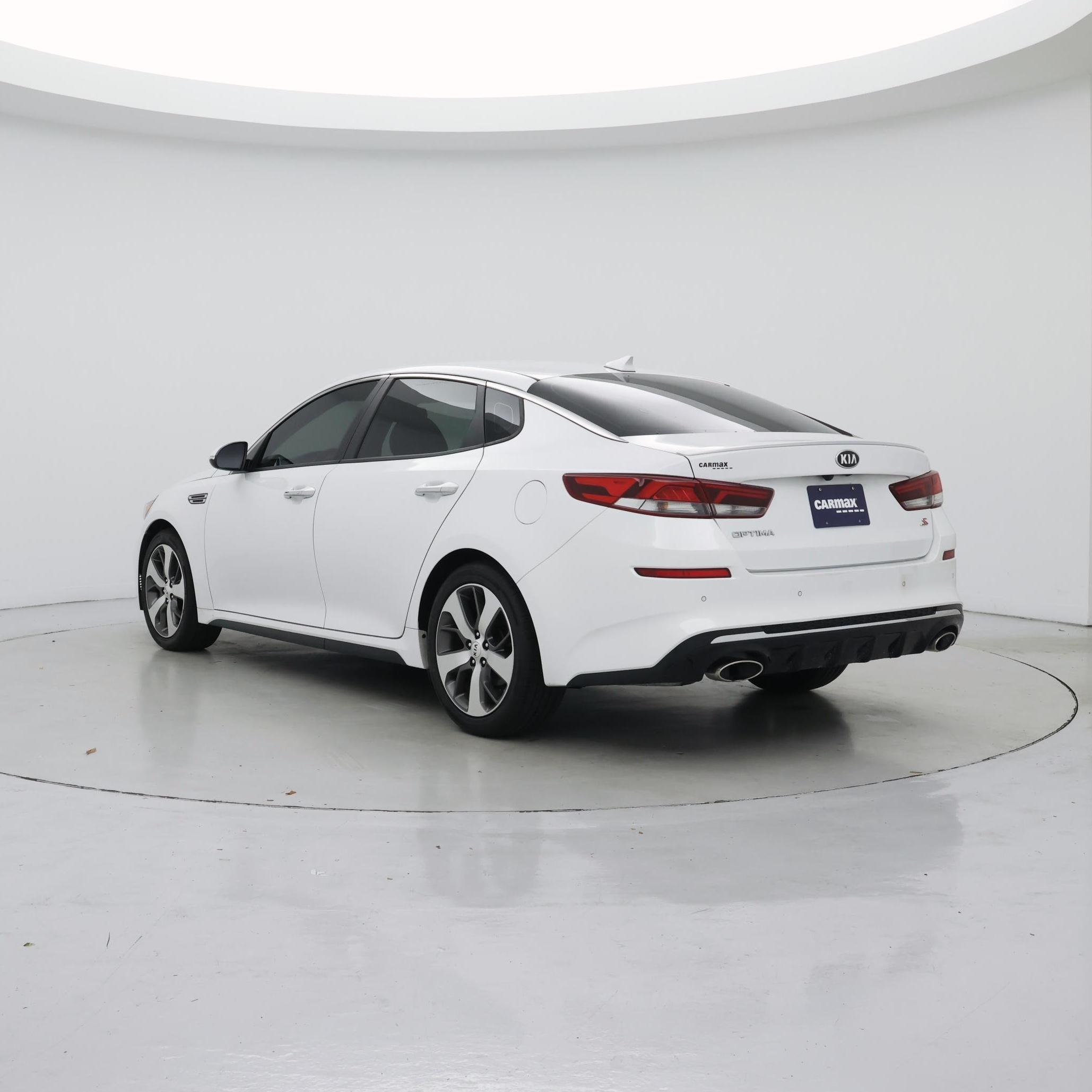 Thumbnail: 2020 Kia Optima - 2