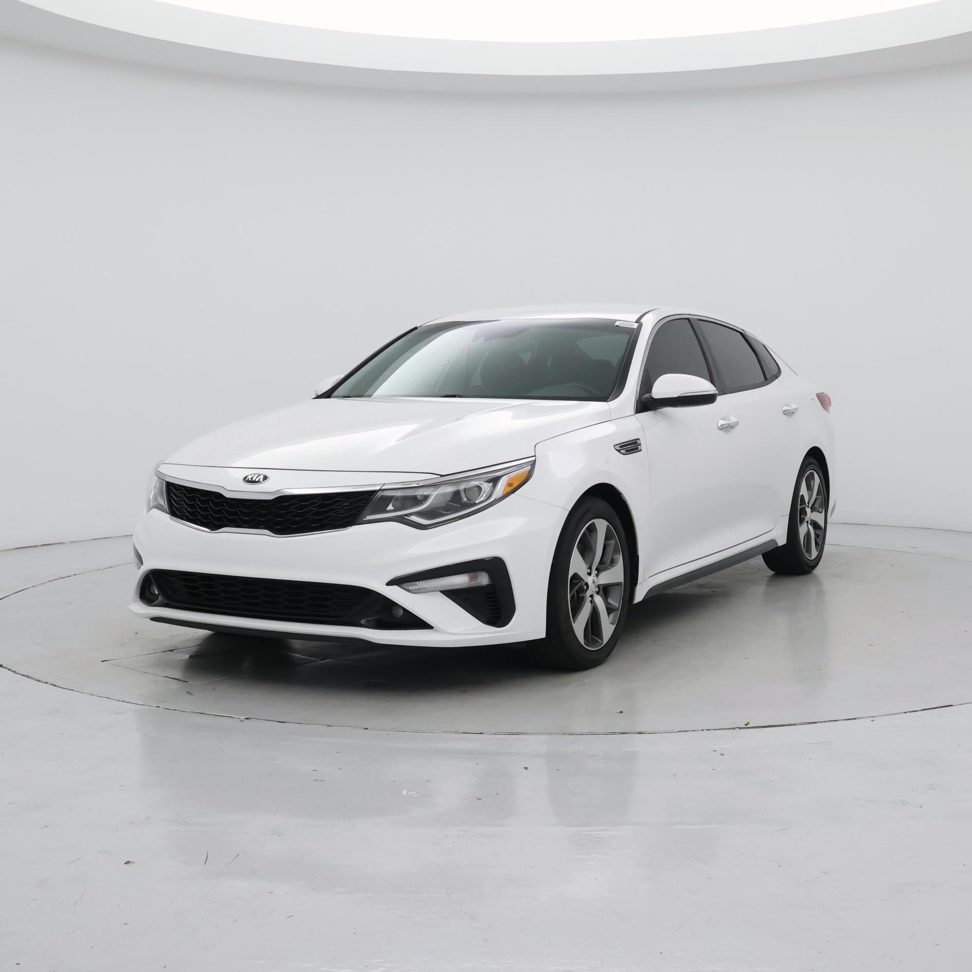 Thumbnail: 2020 Kia Optima - 4