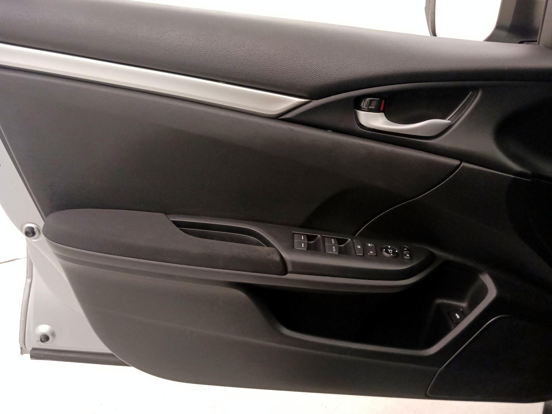 Thumbnail: 2020 Honda Civic - 12