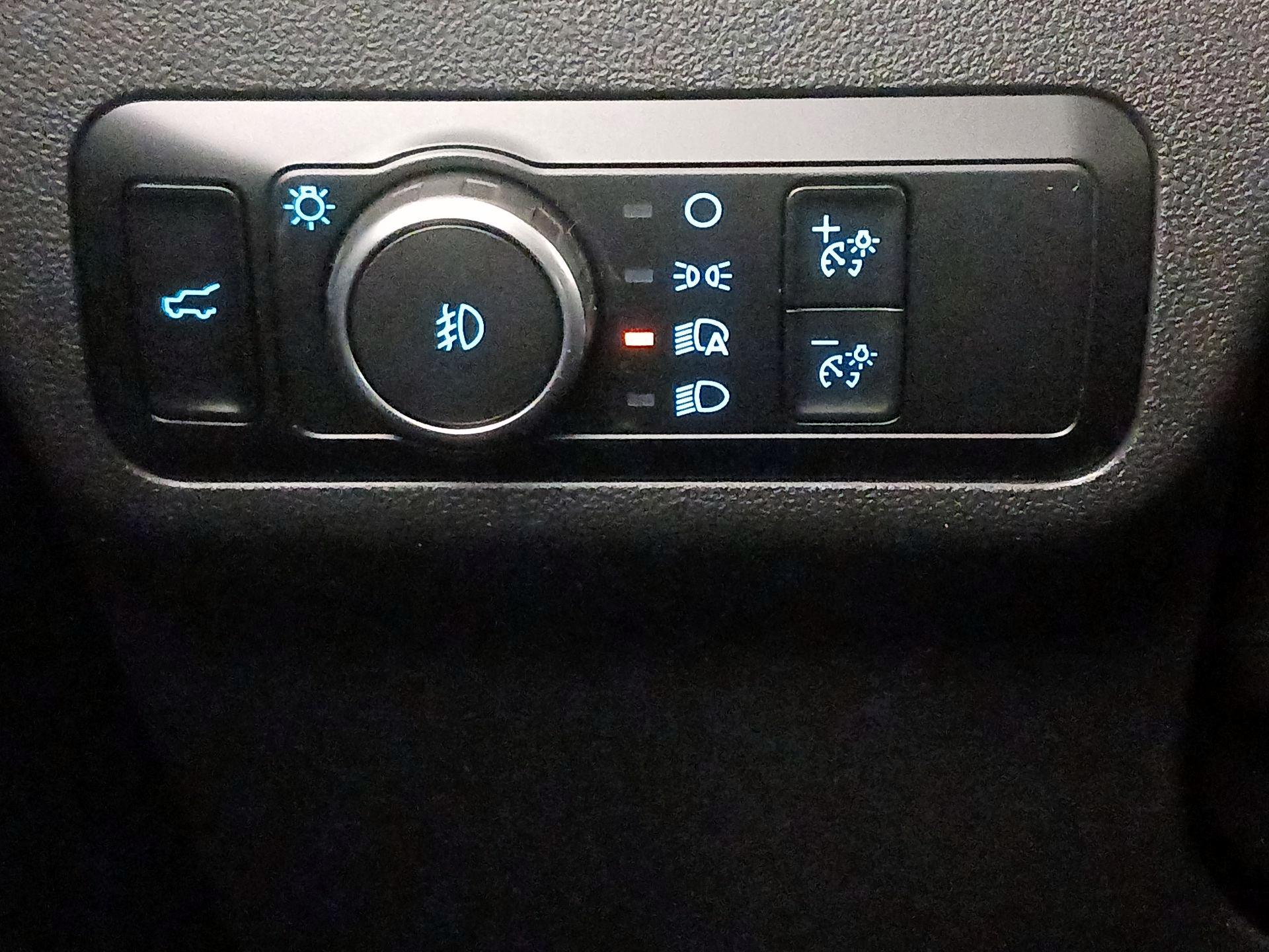 Thumbnail: 2023 Ford Bronco Sport - 13