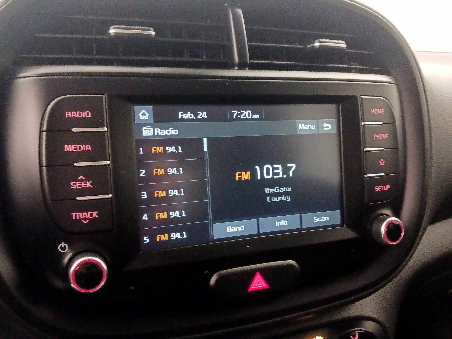 Thumbnail: 2021 Kia Soul - 15