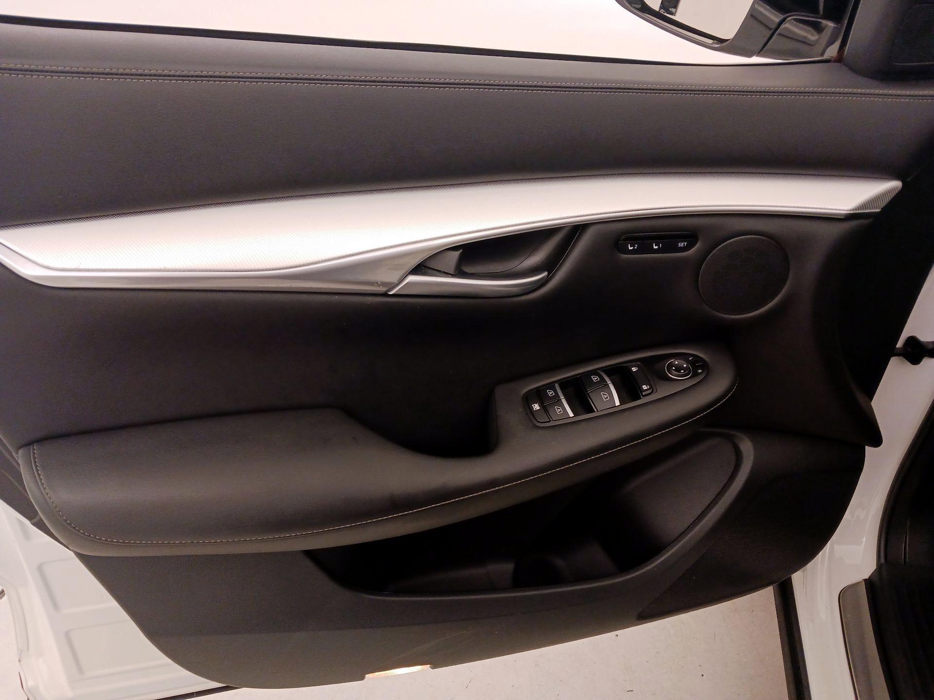 Thumbnail: 2021 INFINITI QX50 - 12