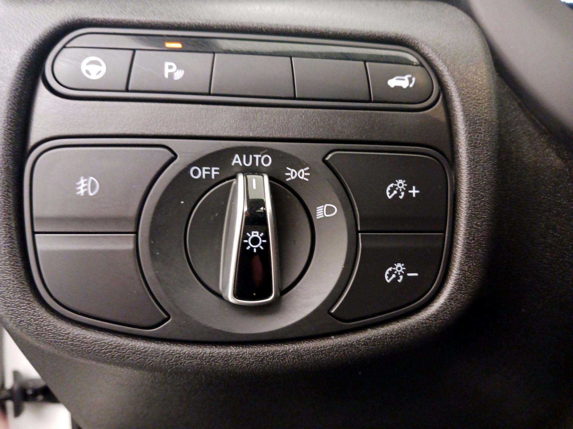 Thumbnail: 2021 INFINITI QX50 - 13