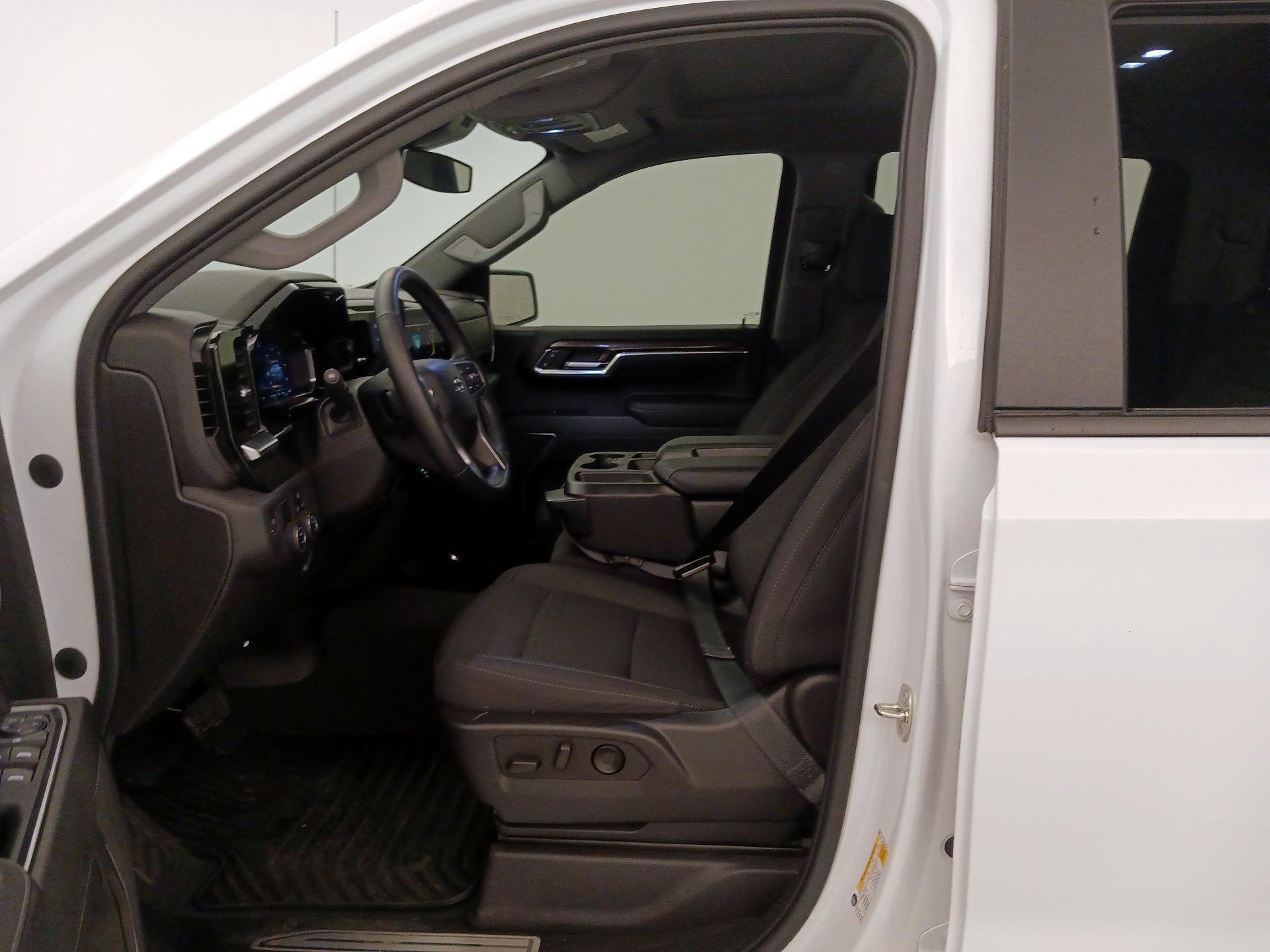 Thumbnail: 2023 Chevrolet Silverado 1500 - 11