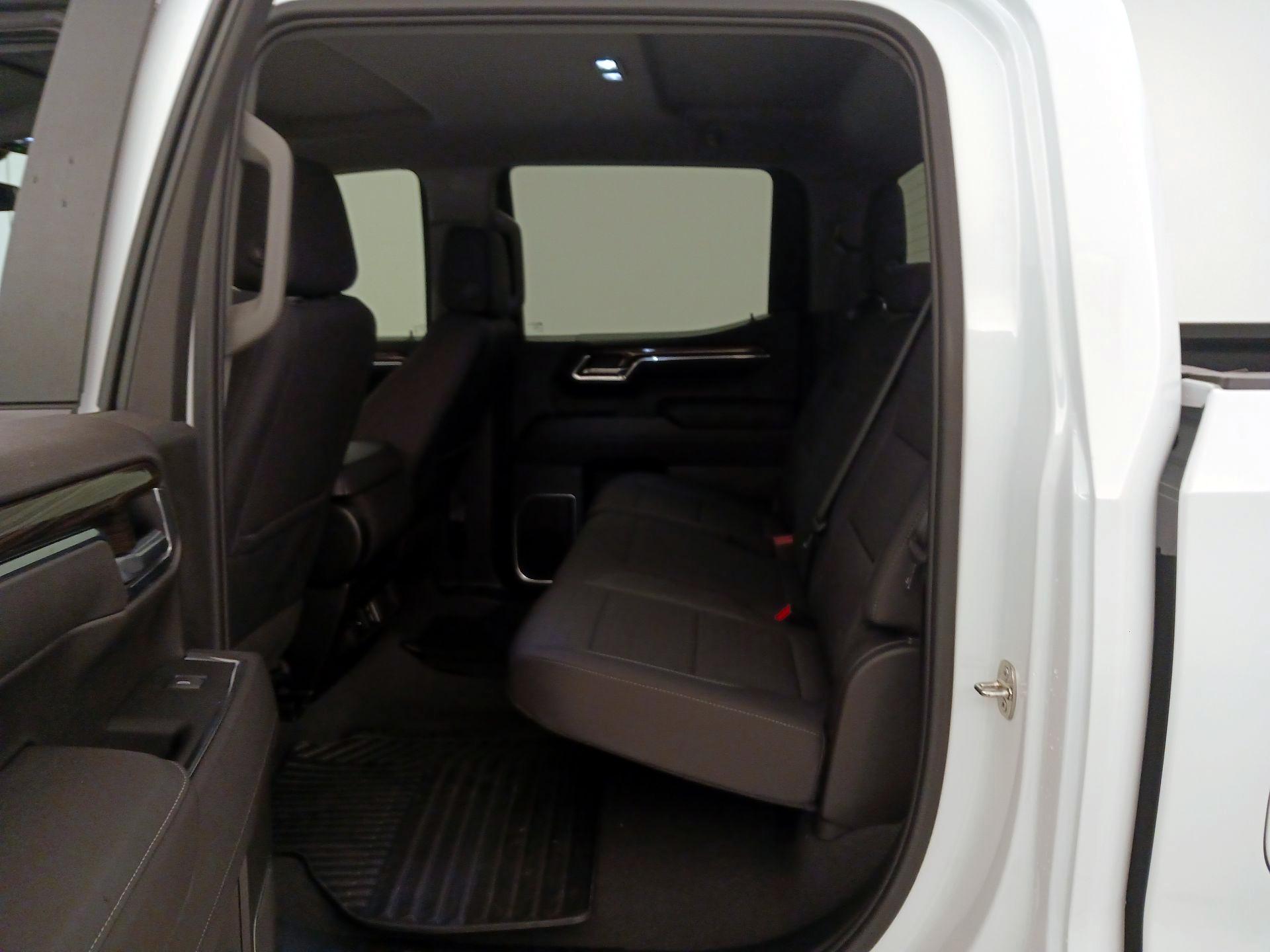 Thumbnail: 2023 Chevrolet Silverado 1500 - 19