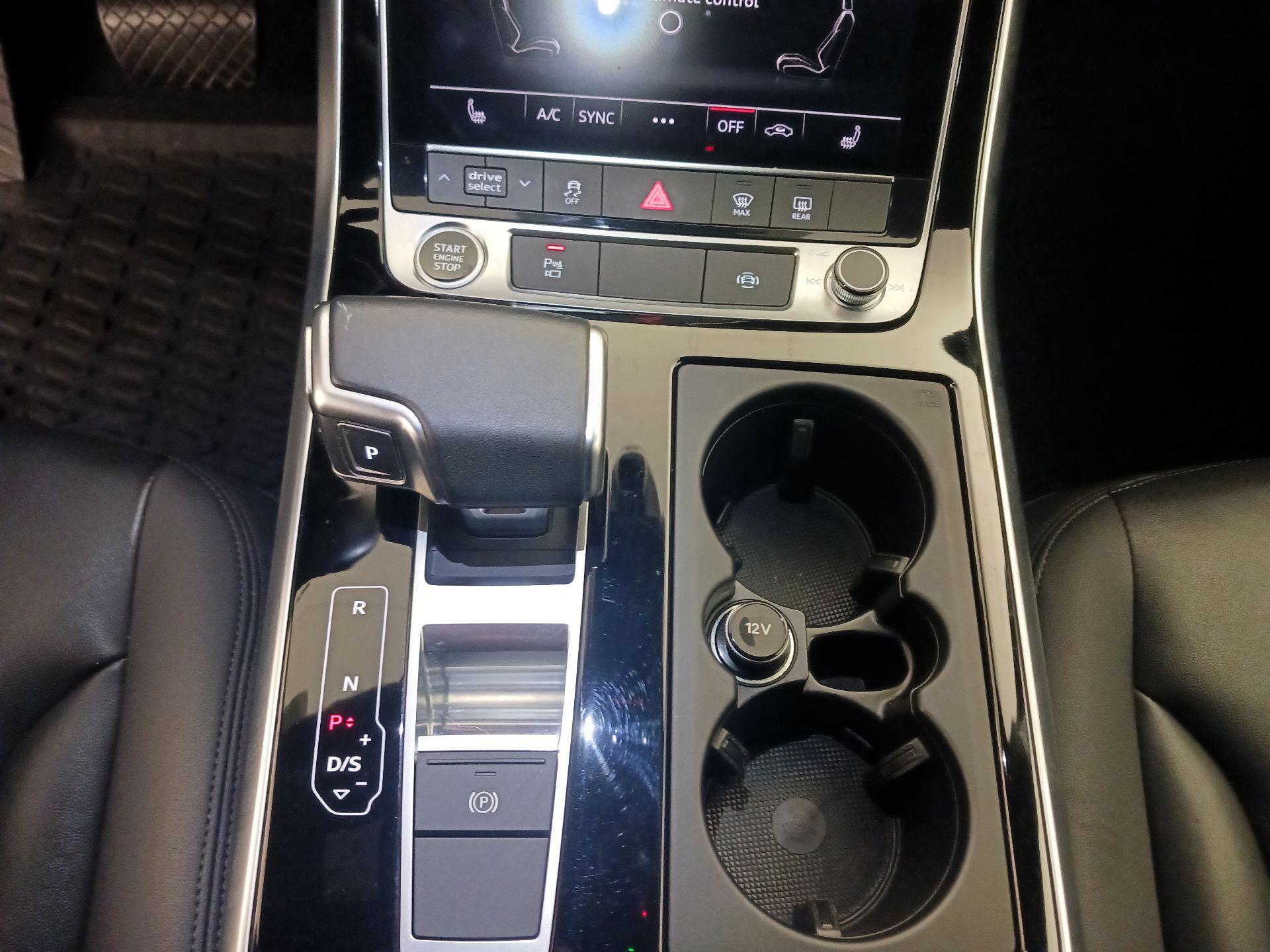 Thumbnail: 2021 Audi Q7 - 18