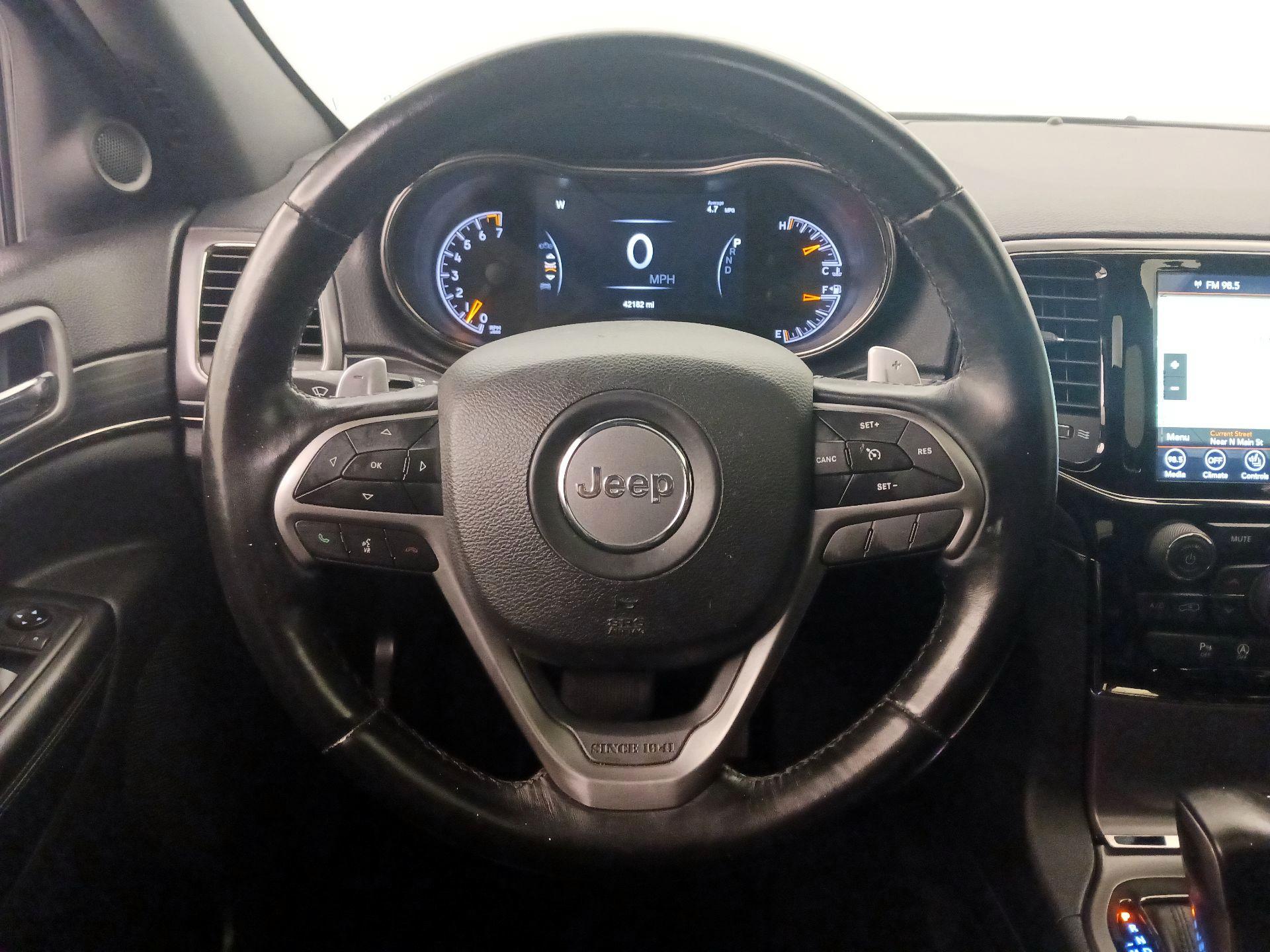 Thumbnail: 2020 Jeep Grand Cherokee - 10