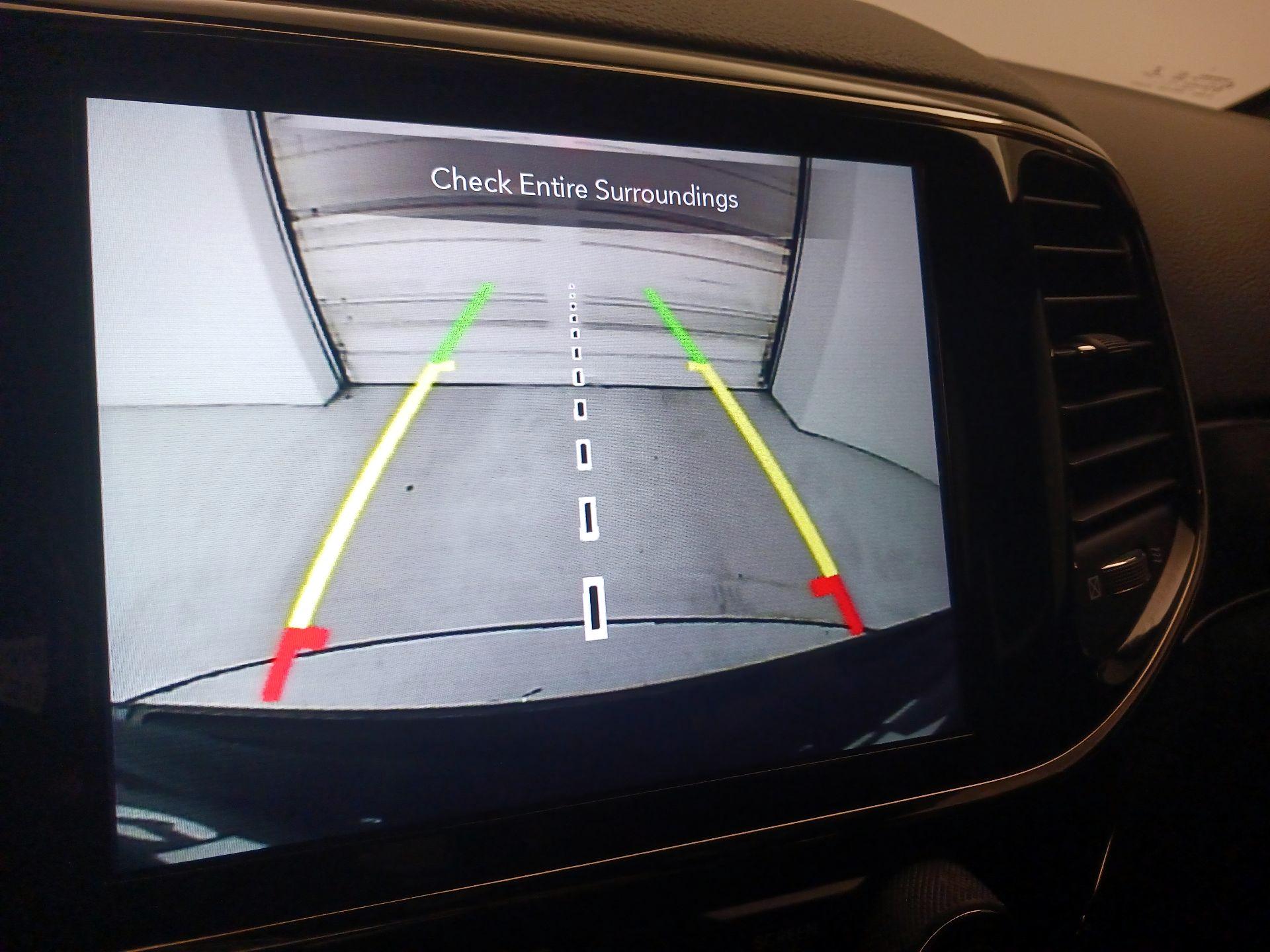 Thumbnail: 2020 Jeep Grand Cherokee - 15