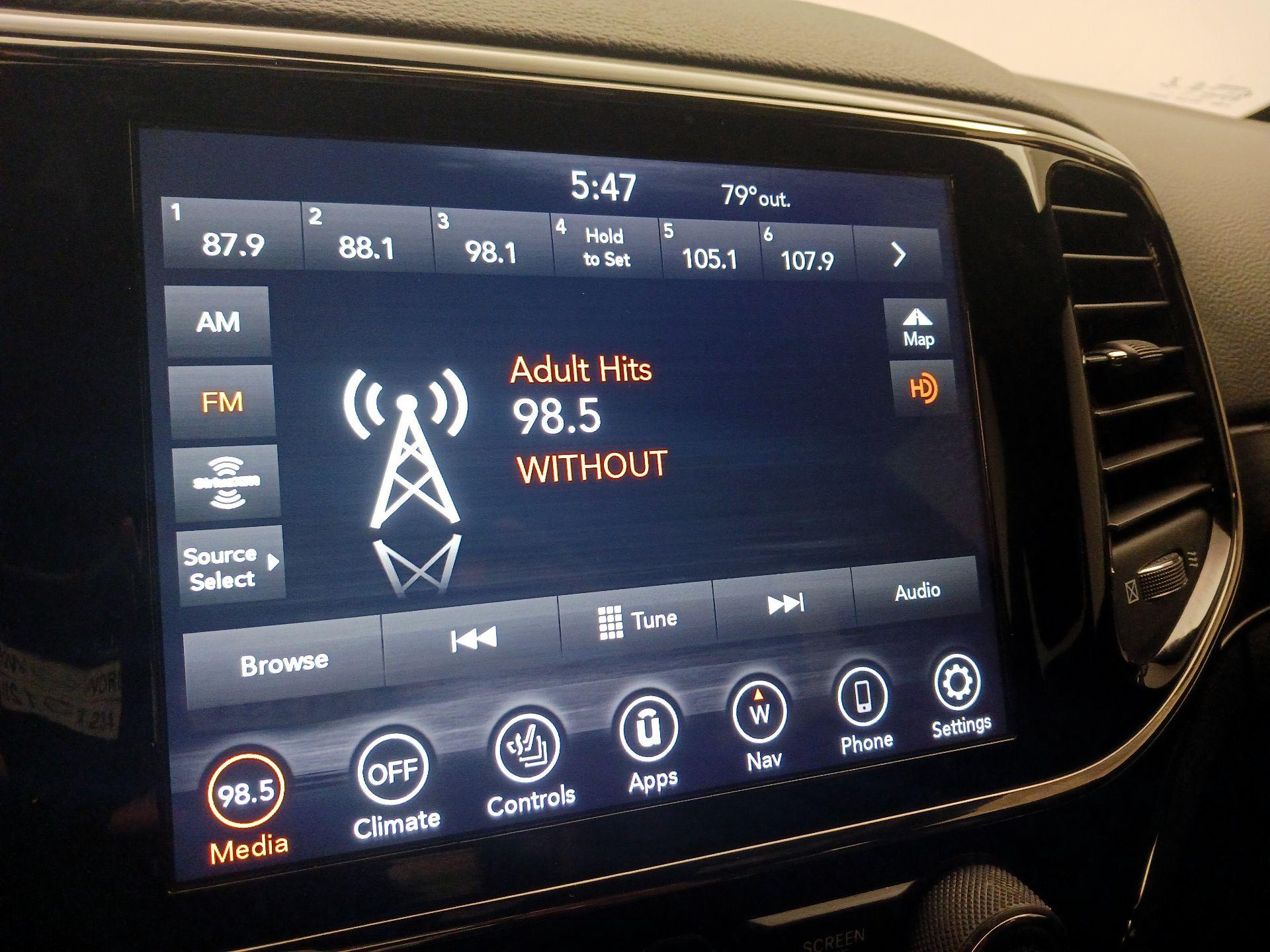 Thumbnail: 2020 Jeep Grand Cherokee - 16