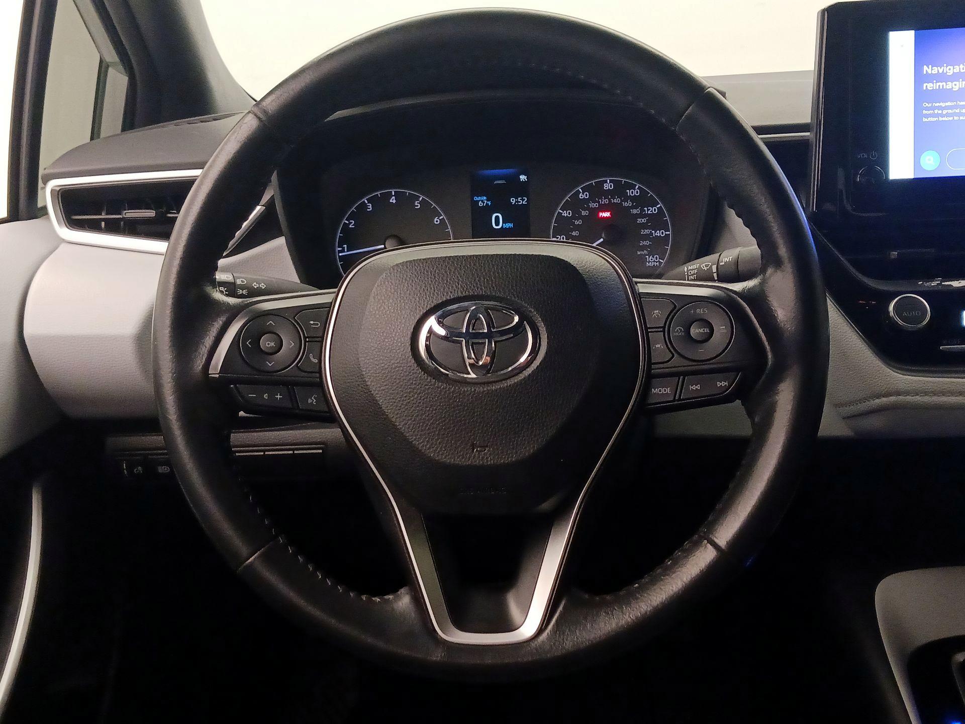 Thumbnail: 2023 Toyota Corolla - 10