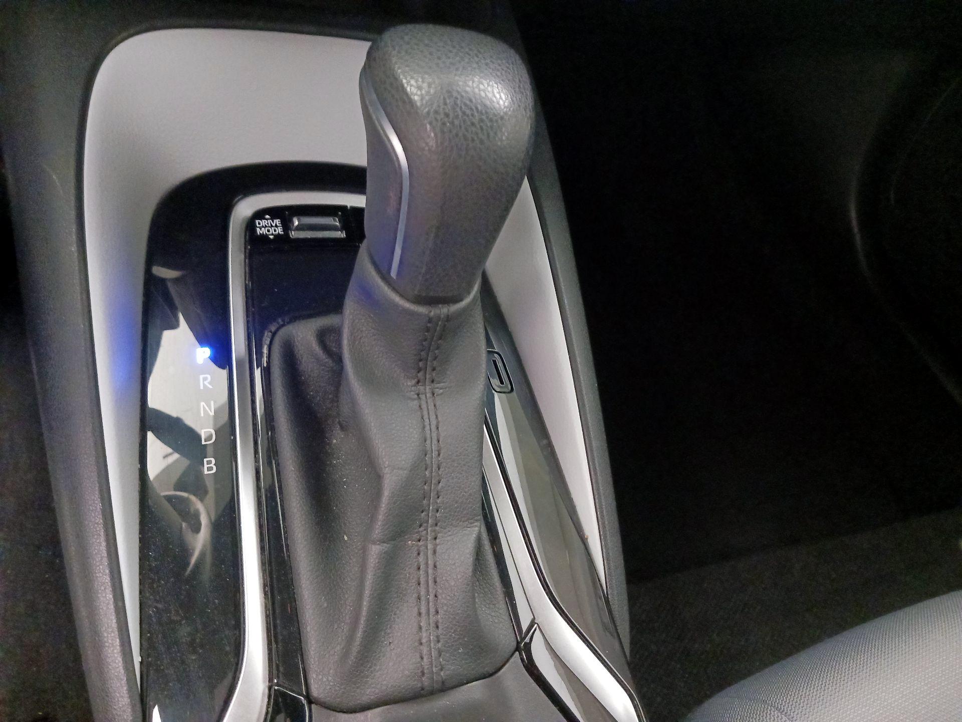 Thumbnail: 2023 Toyota Corolla - 17