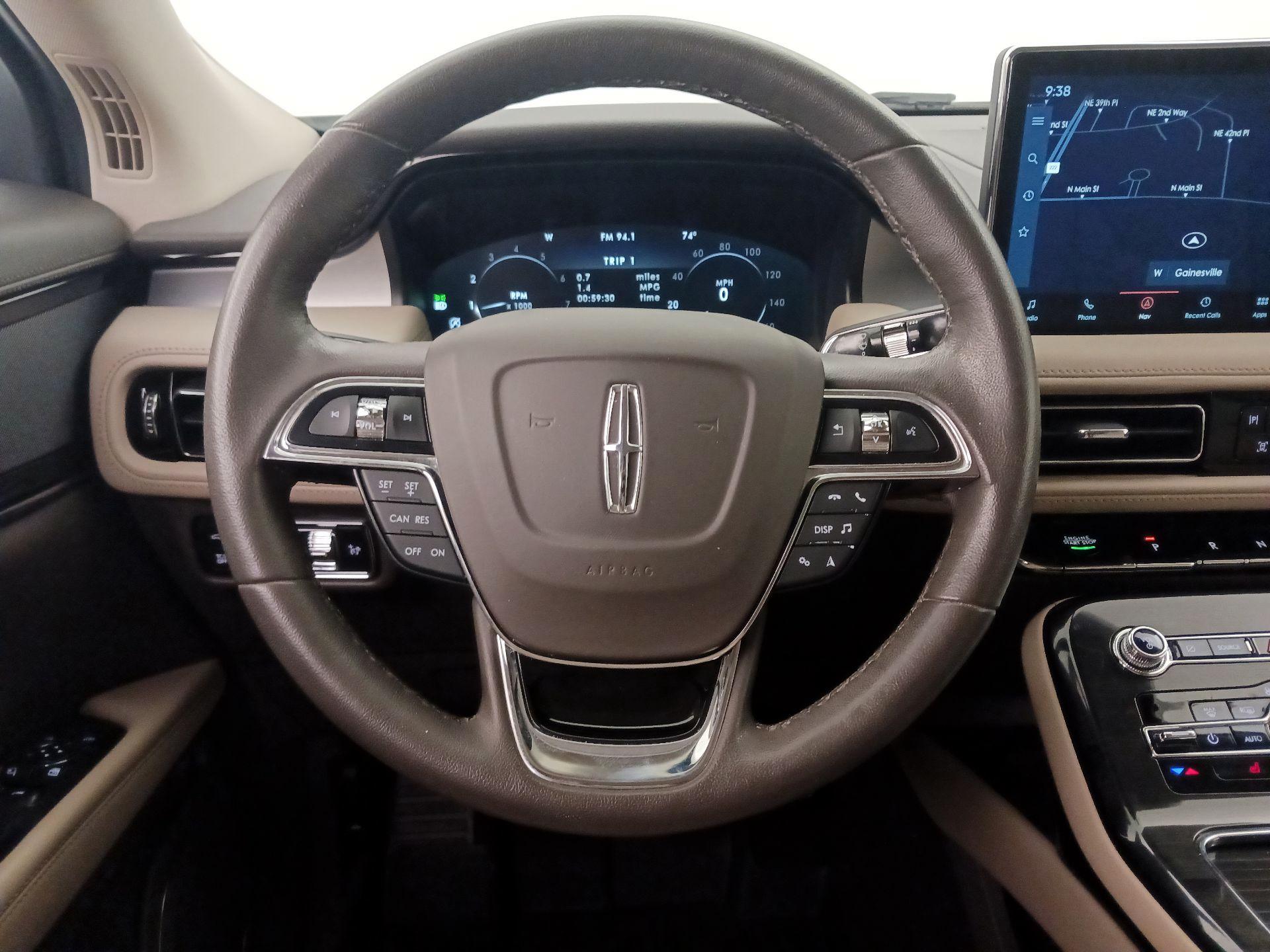 Thumbnail: 2023 Lincoln Nautilus - 10