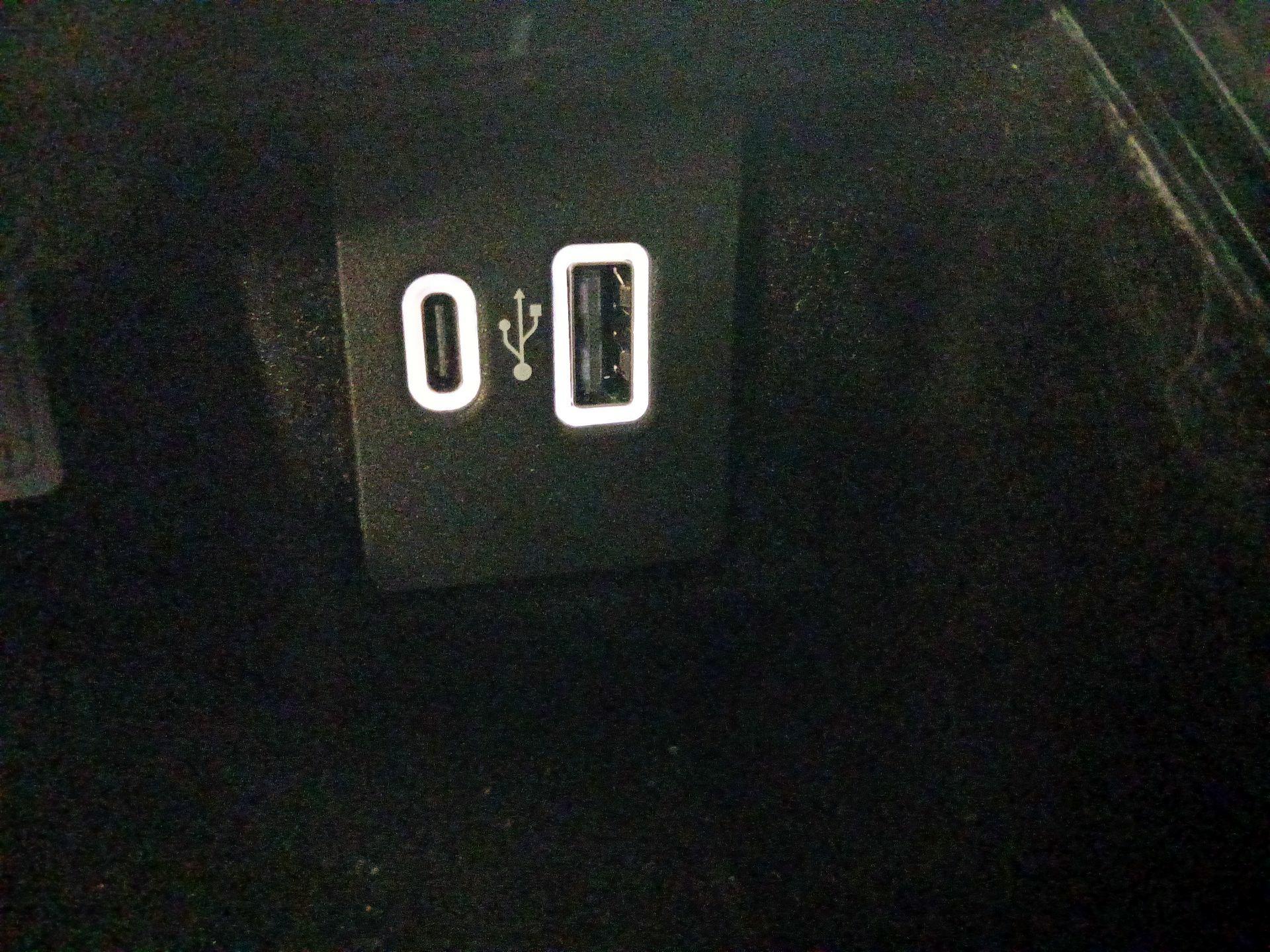 Thumbnail: 2023 Lincoln Nautilus - 19