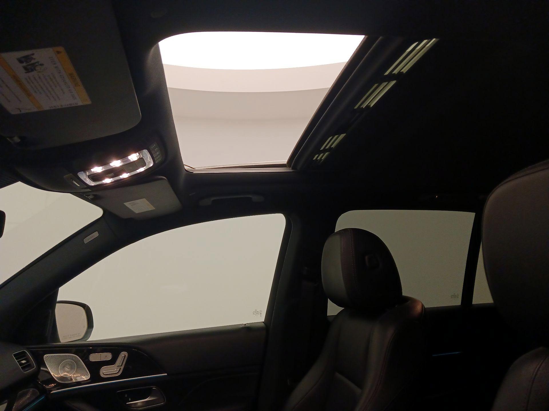 Thumbnail: 2020 Mercedes-Benz GLE - 20