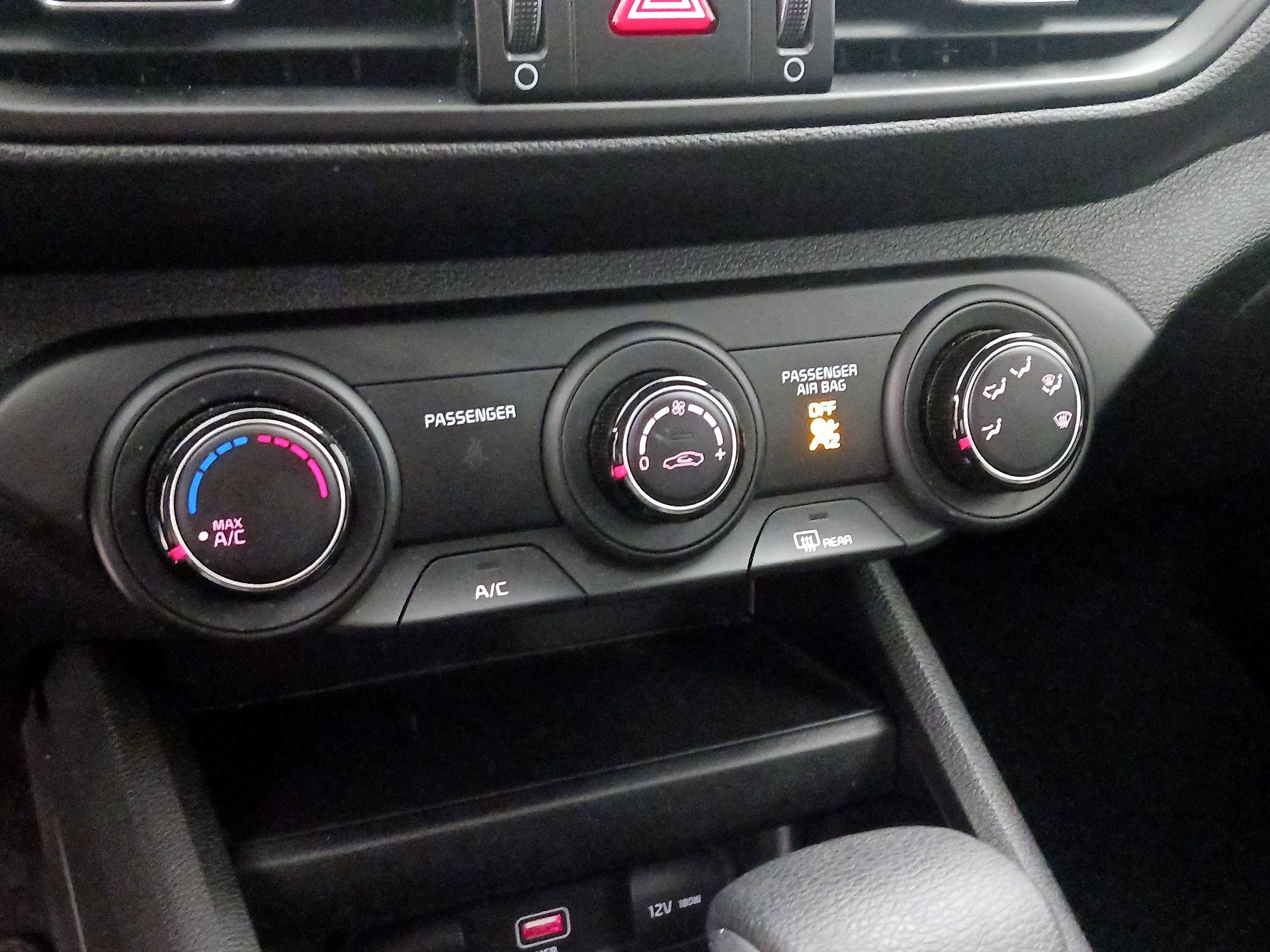 Thumbnail: 2023 Kia Forte - 16