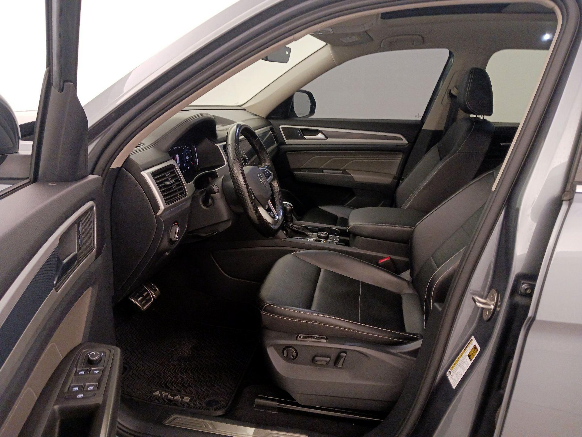 Thumbnail: 2022 Volkswagen Atlas - 11