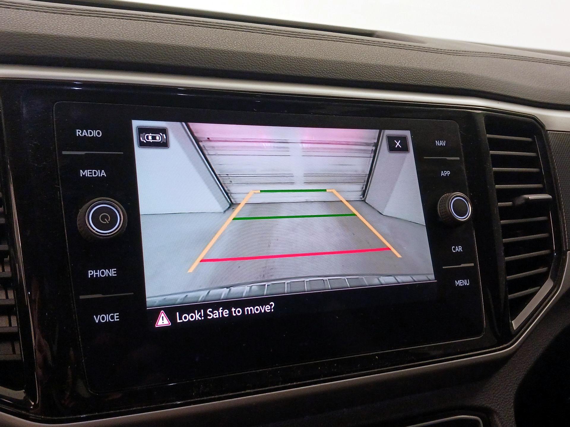 Thumbnail: 2022 Volkswagen Atlas - 15