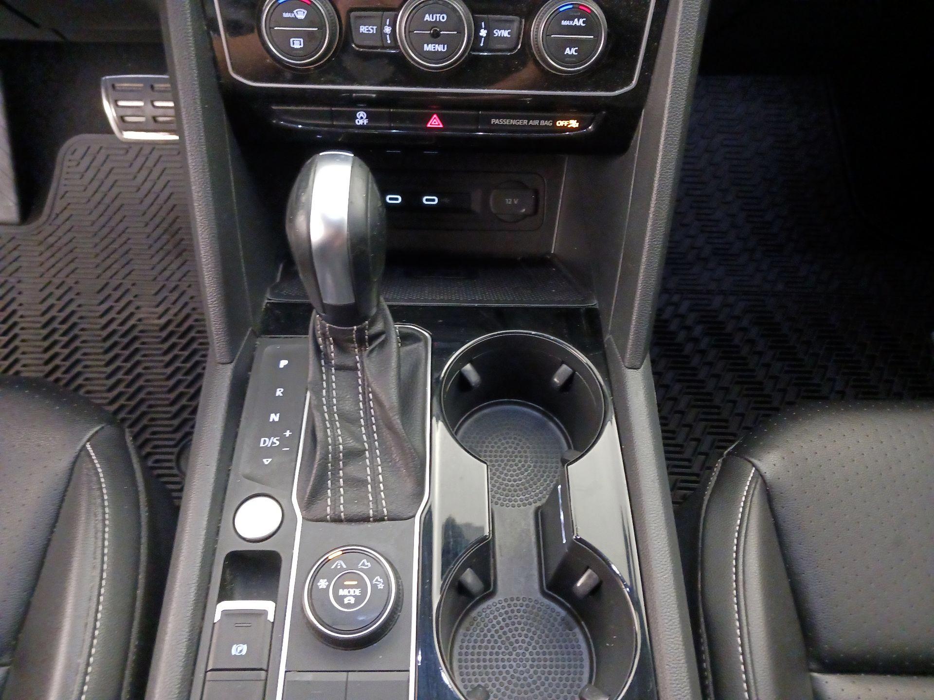 Thumbnail: 2022 Volkswagen Atlas - 18