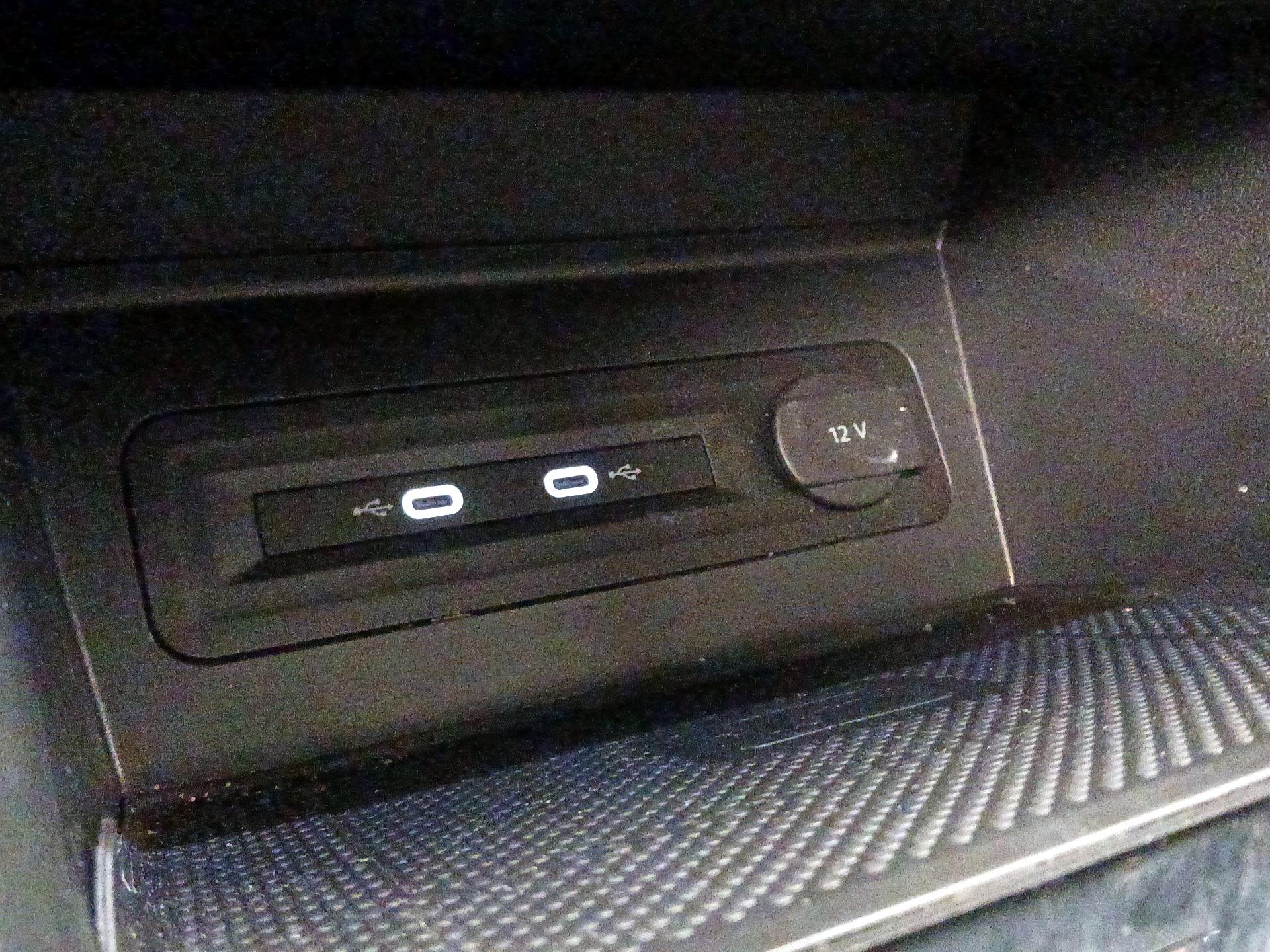 Thumbnail: 2022 Volkswagen Atlas - 19