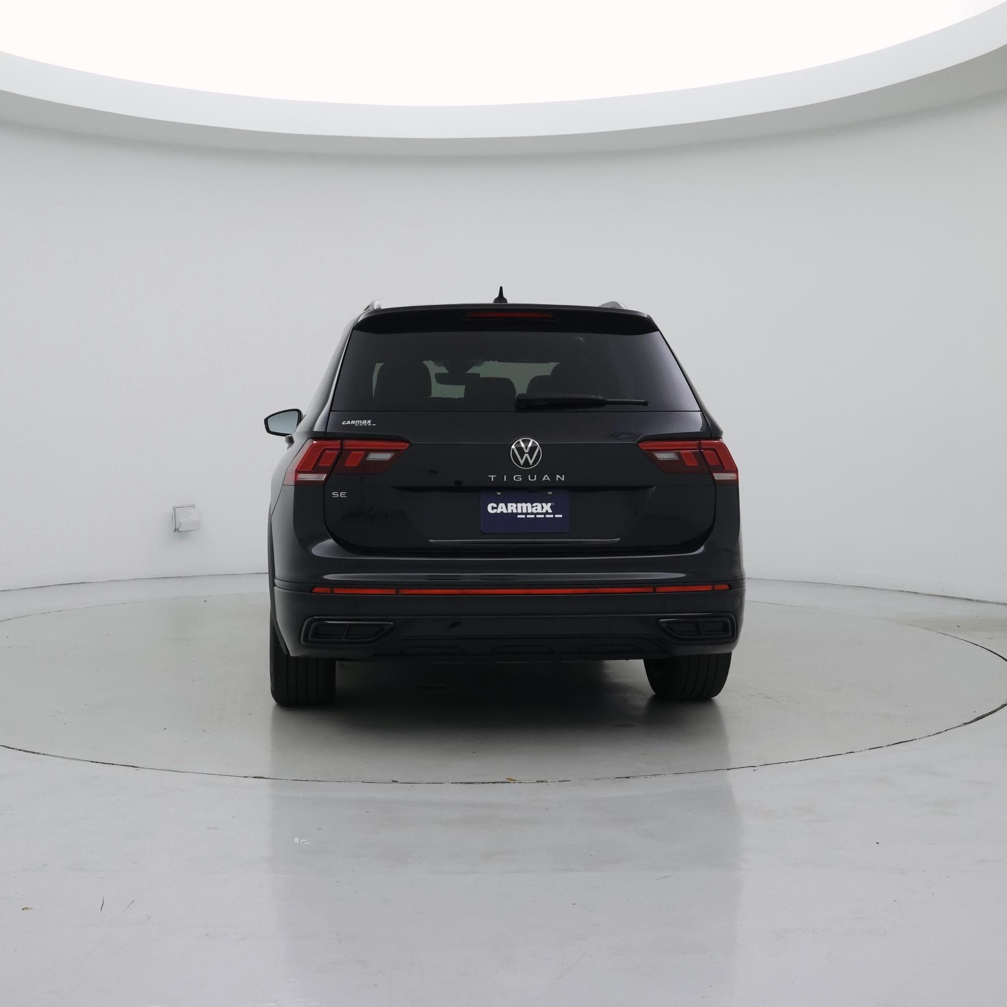 Thumbnail: 2023 Volkswagen Tiguan - 6