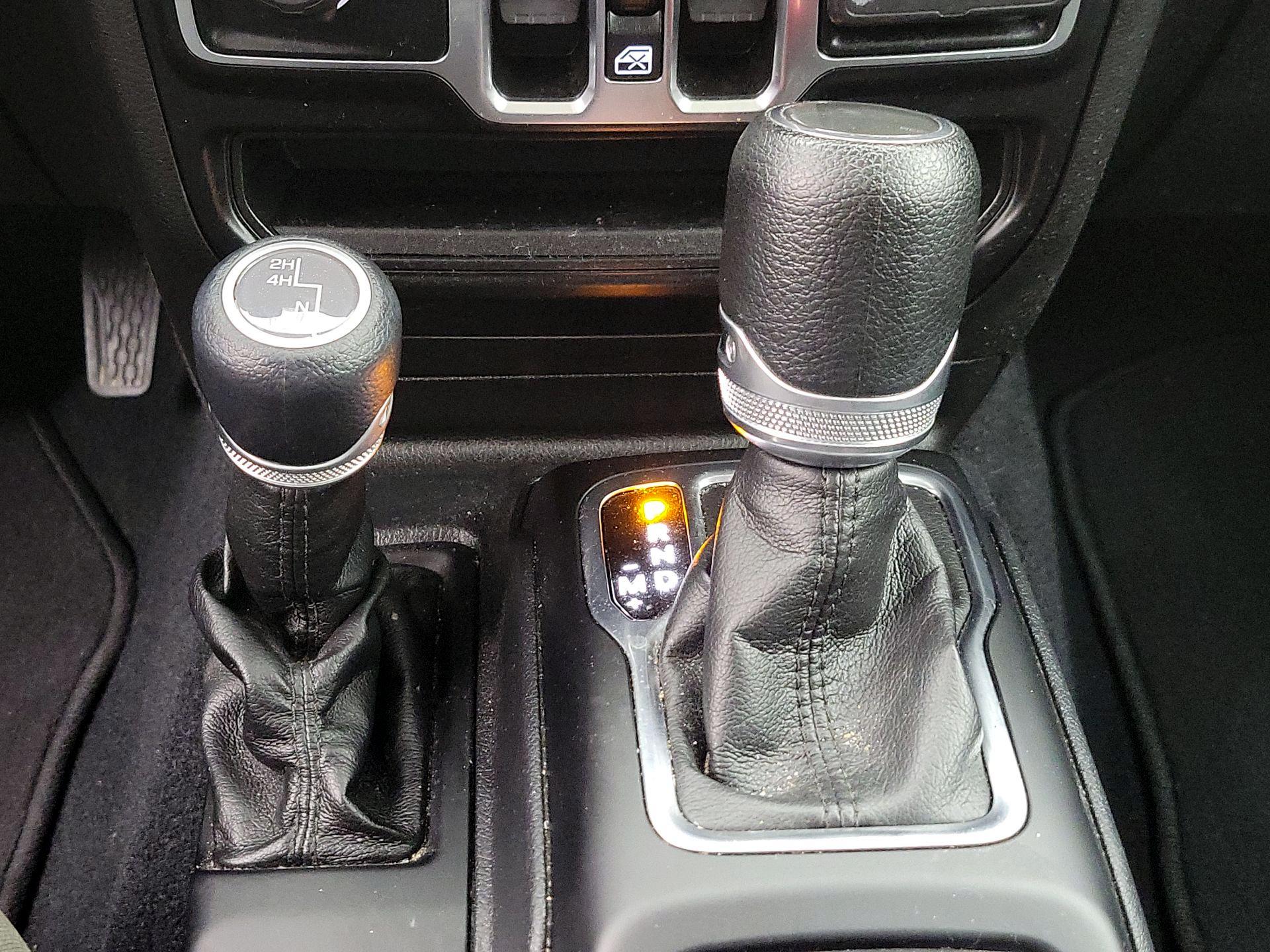 Thumbnail: 2022 Jeep Gladiator - 17