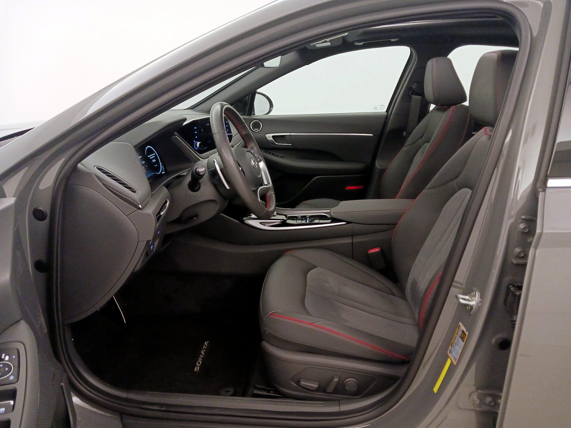 Thumbnail: 2022 Hyundai Sonata - 11