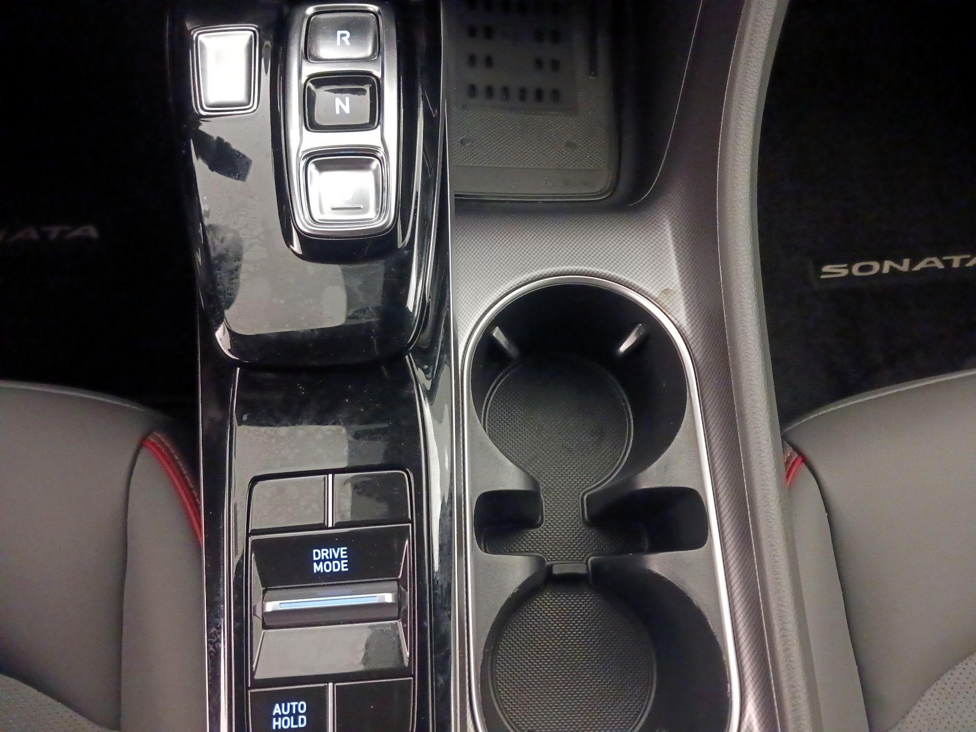 Thumbnail: 2022 Hyundai Sonata - 18