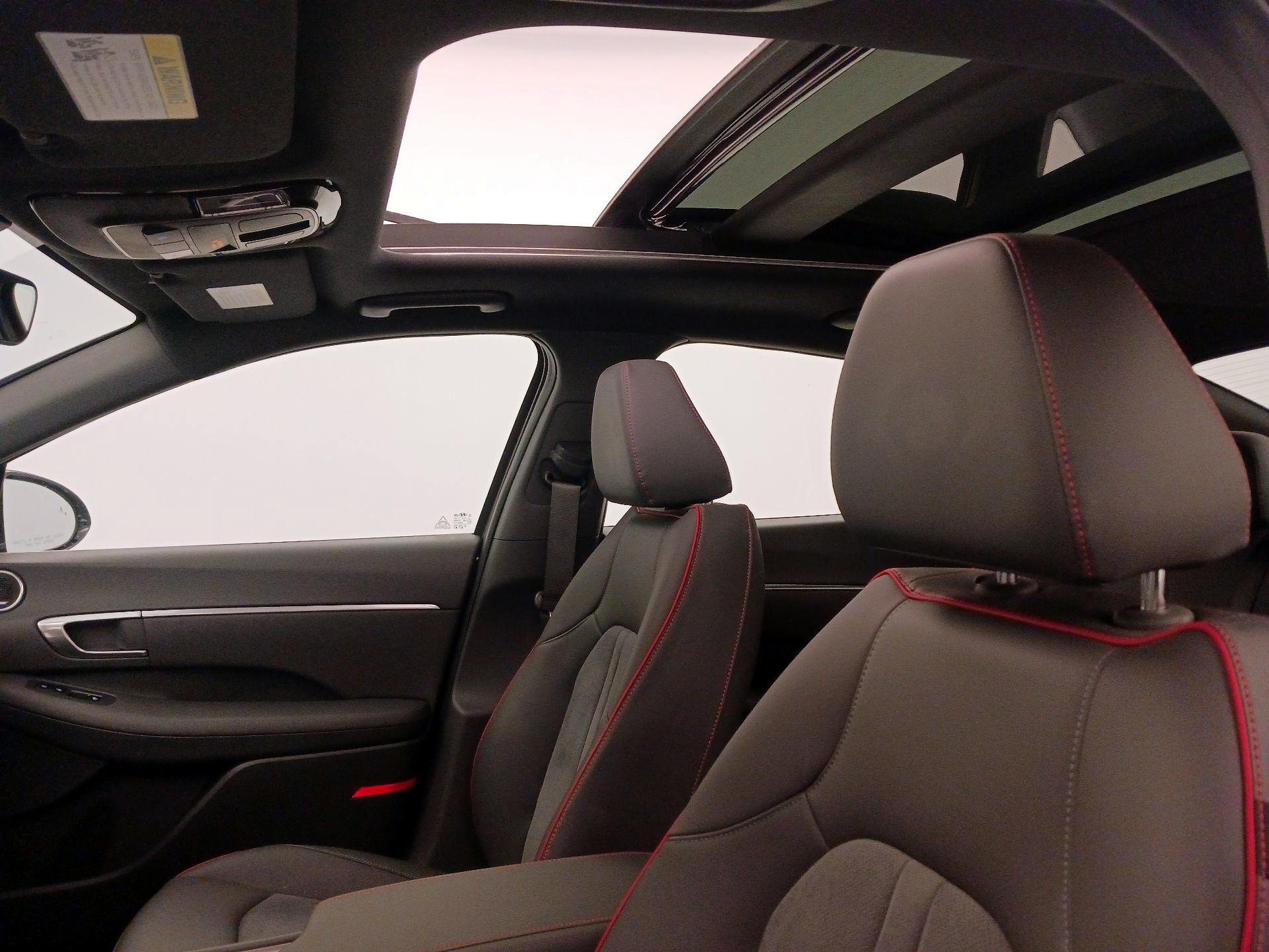 Thumbnail: 2022 Hyundai Sonata - 20