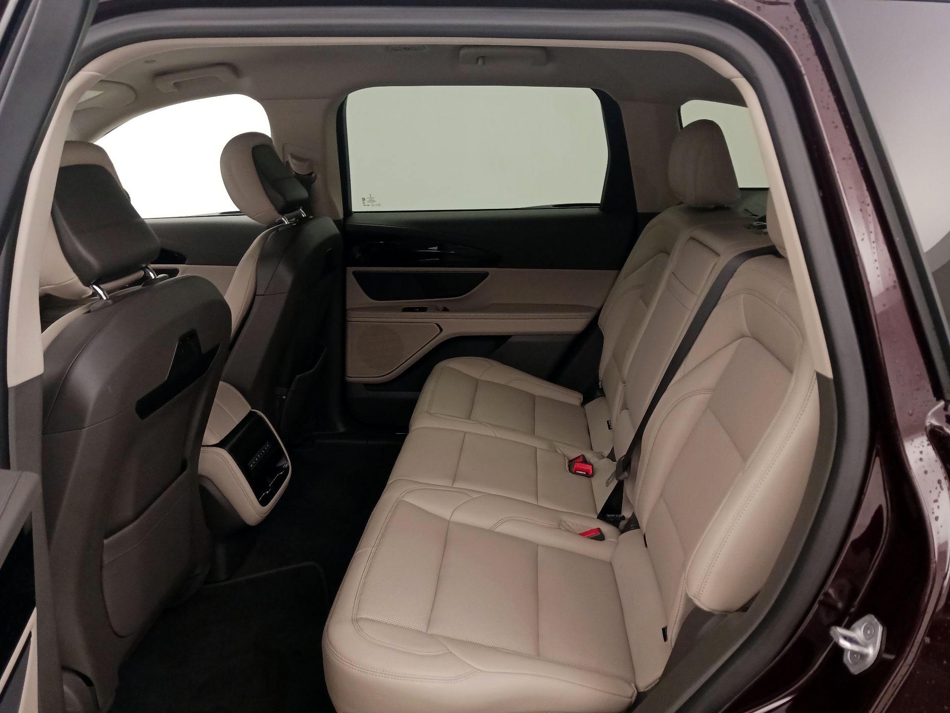 Thumbnail: 2024 Lincoln Nautilus - 20