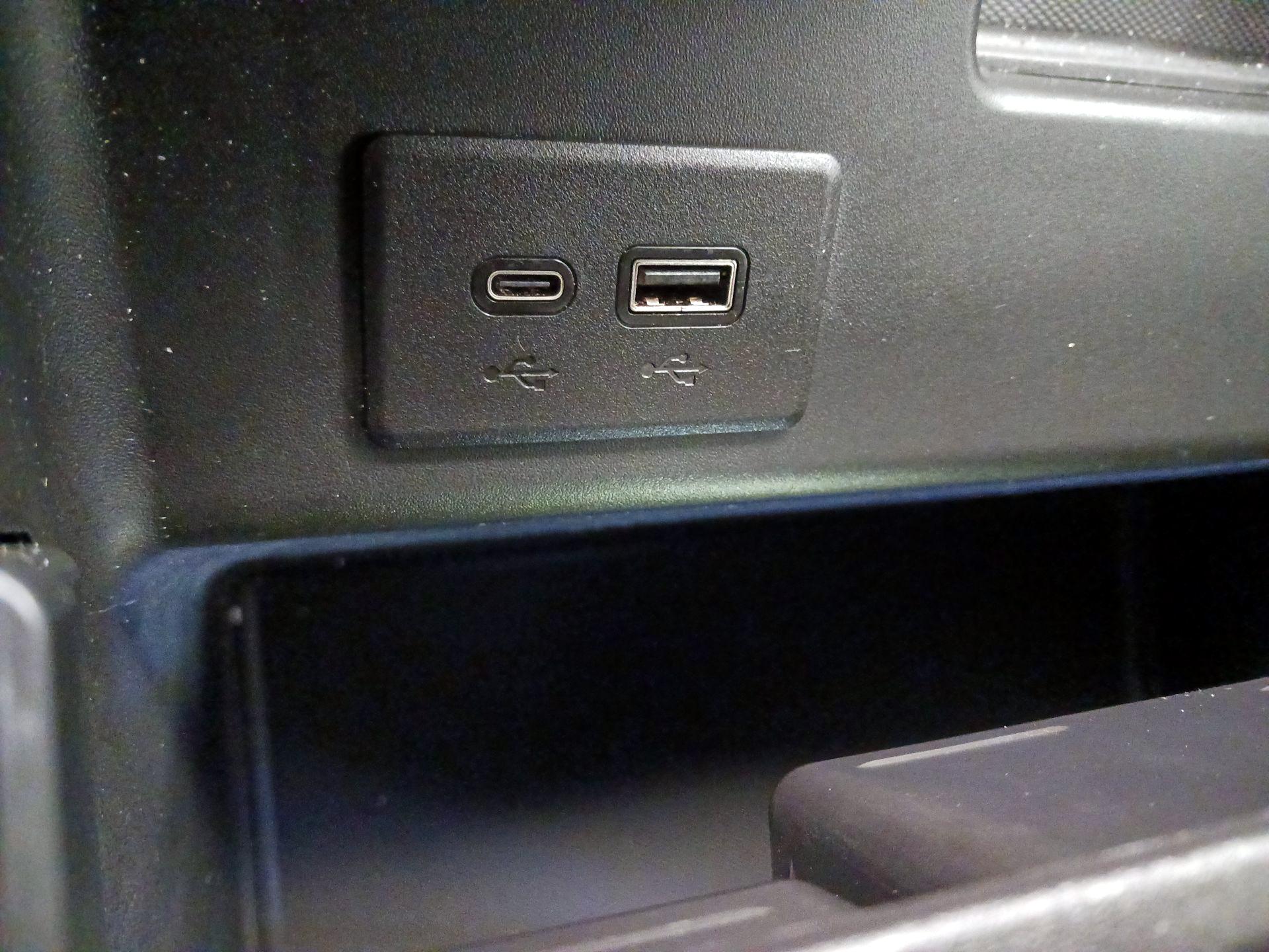 Thumbnail: 2024 Chevrolet Silverado 1500 - 19