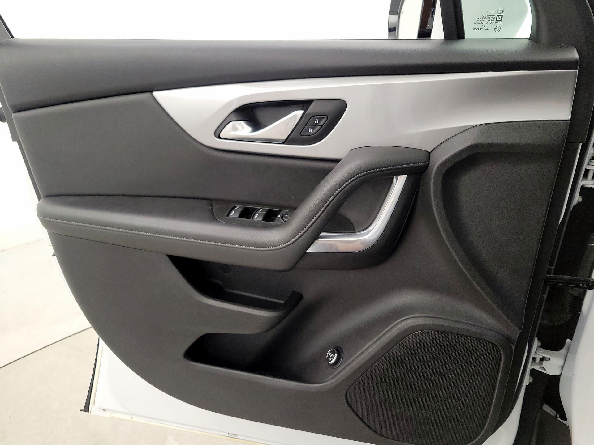 Thumbnail: 2021 Chevrolet Blazer - 12