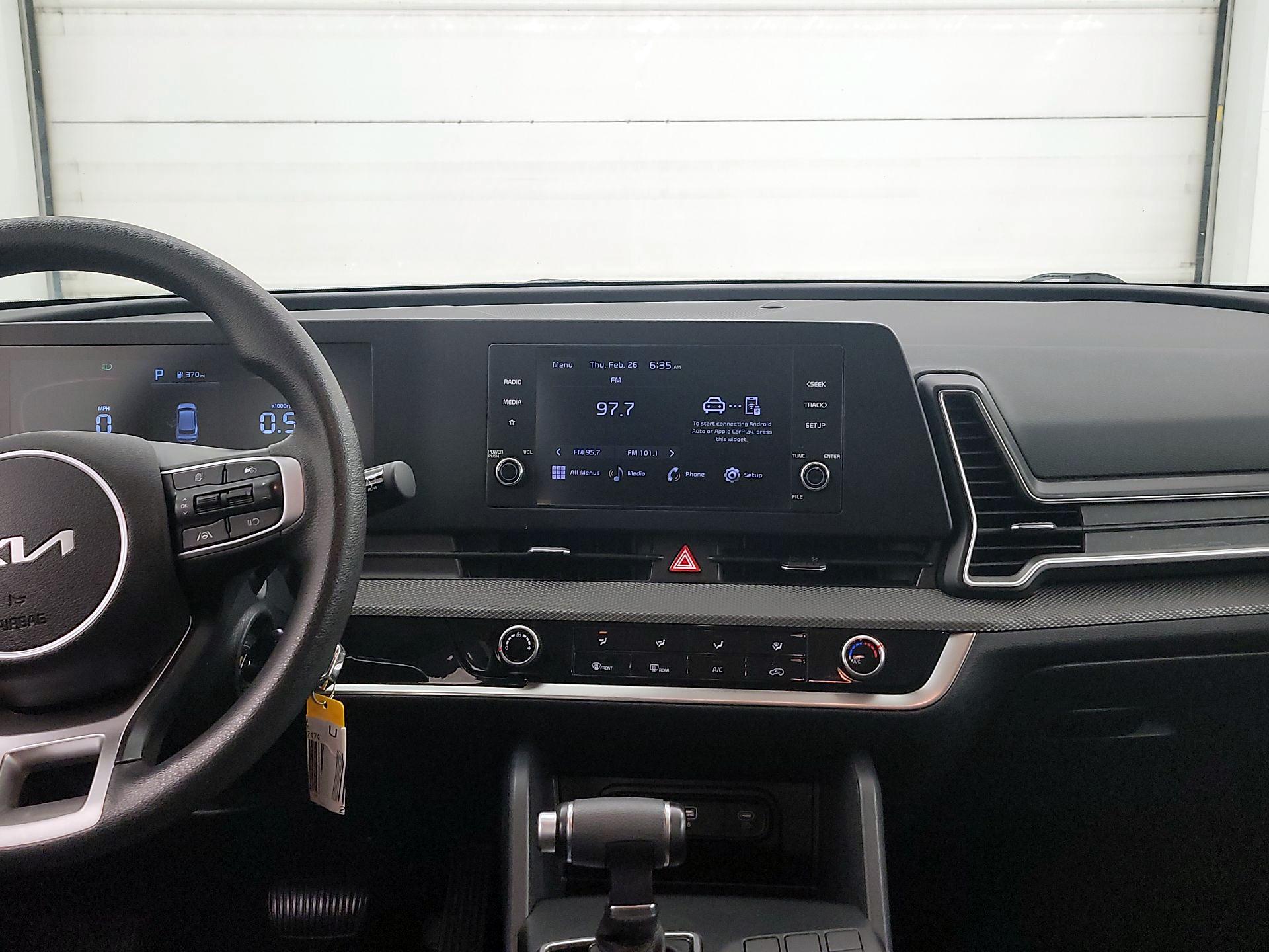 Thumbnail: 2024 Kia Sportage - 9