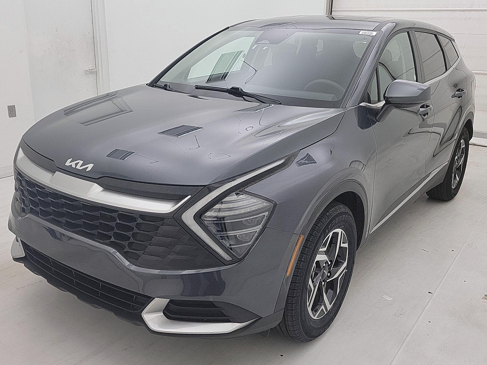 Thumbnail: 2024 Kia Sportage - 3