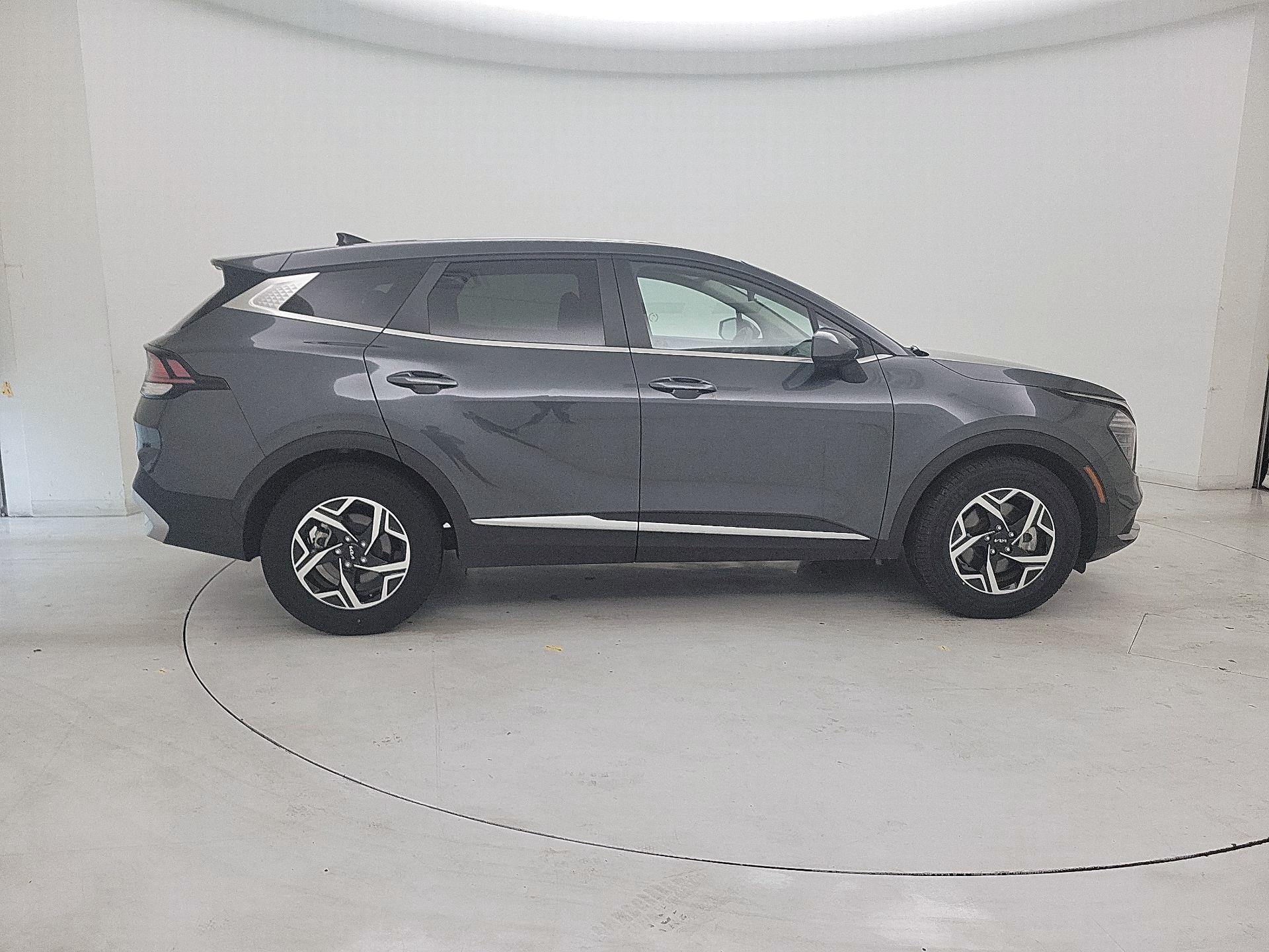 Thumbnail: 2024 Kia Sportage - 4