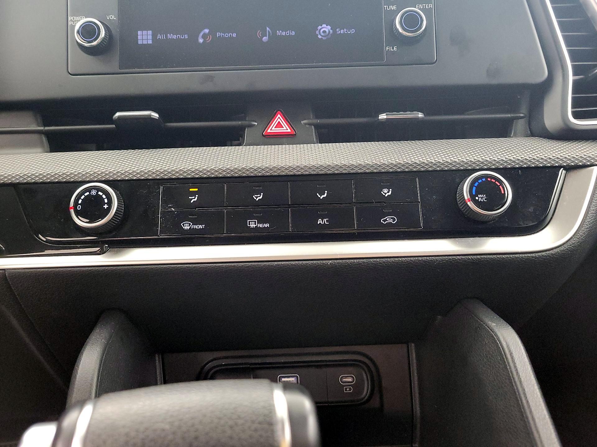 Thumbnail: 2024 Kia Sportage - 16