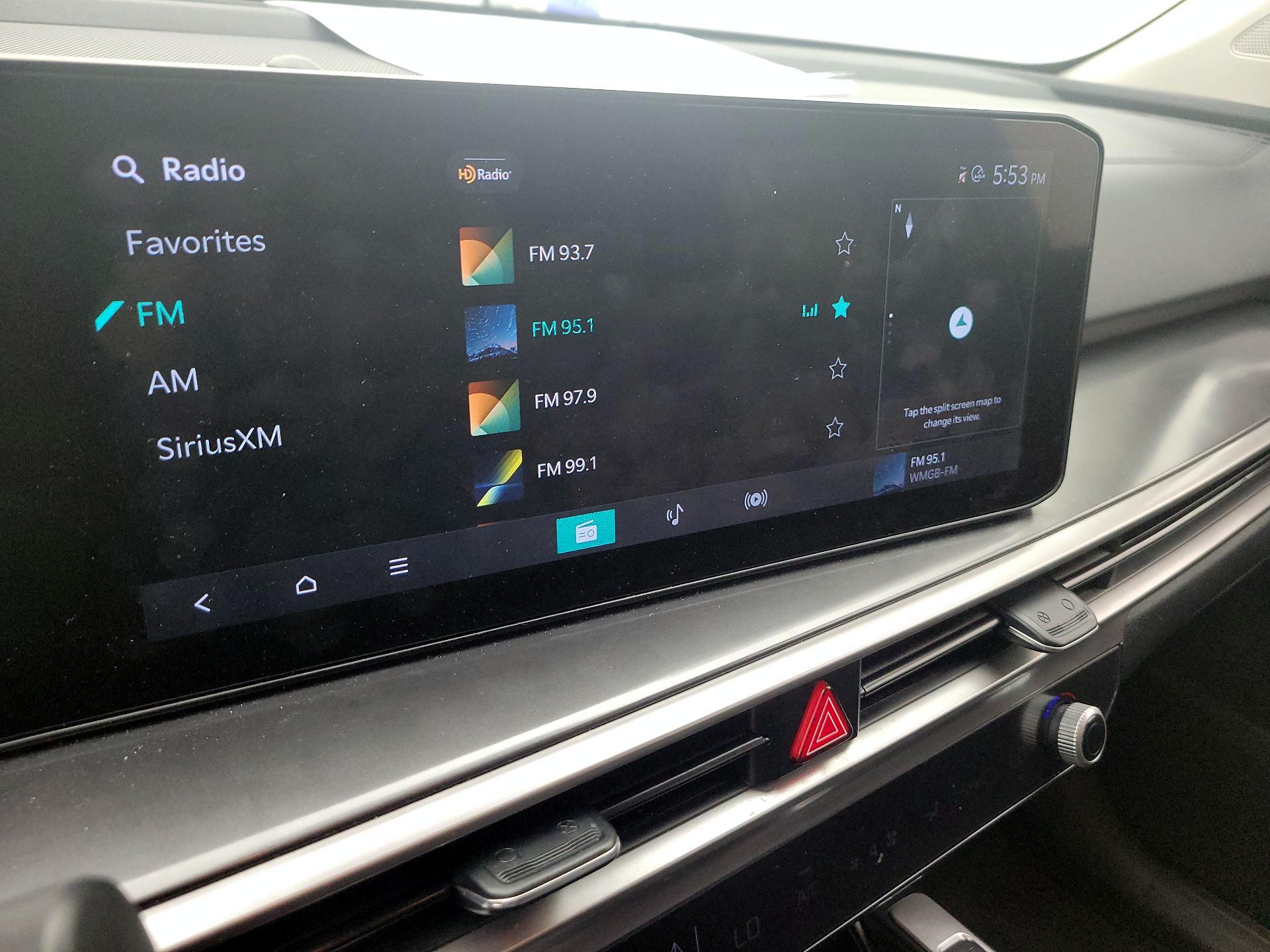 Thumbnail: 2024 Kia Sorento - 16