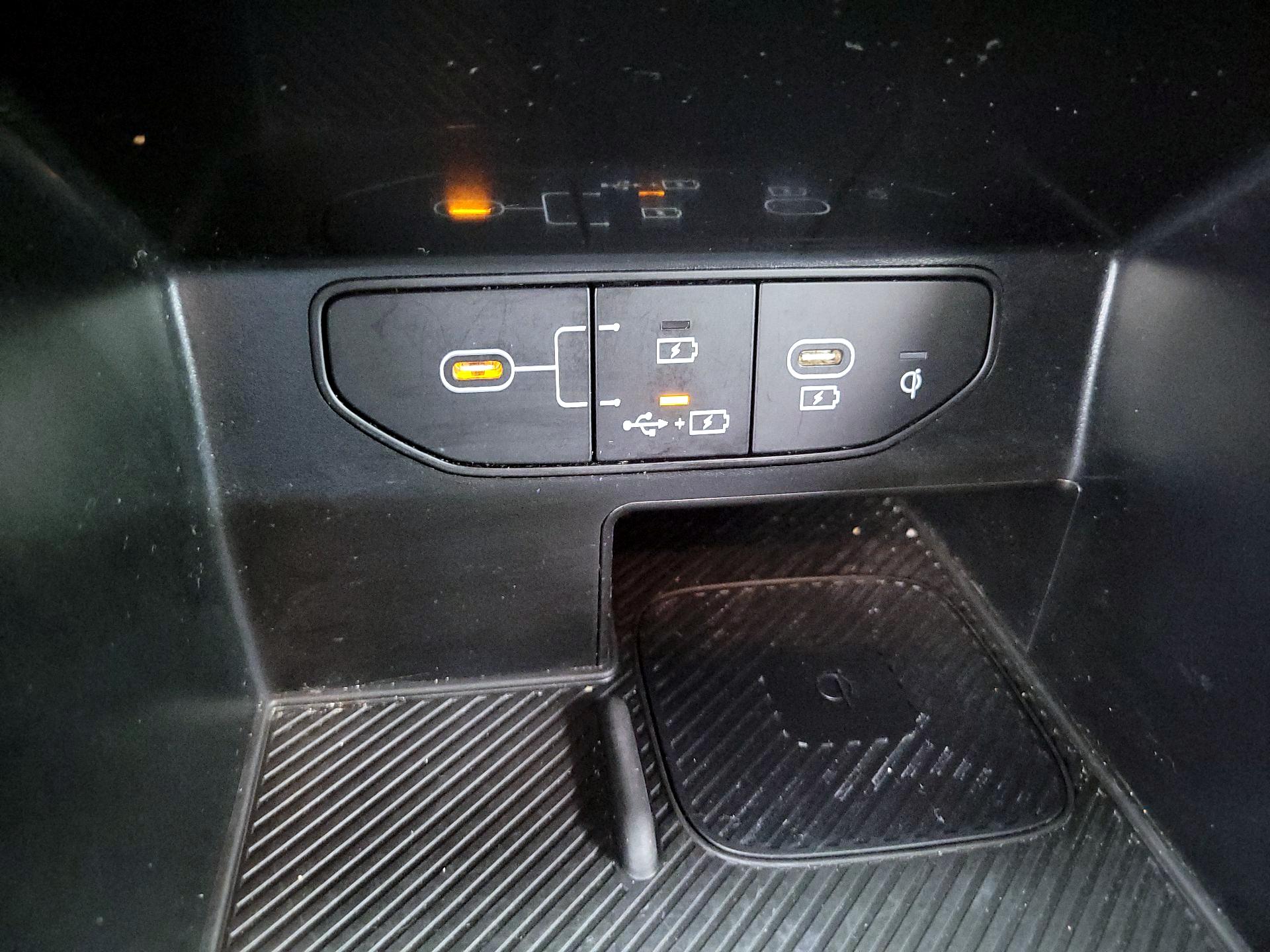 Thumbnail: 2024 Kia Sorento - 19