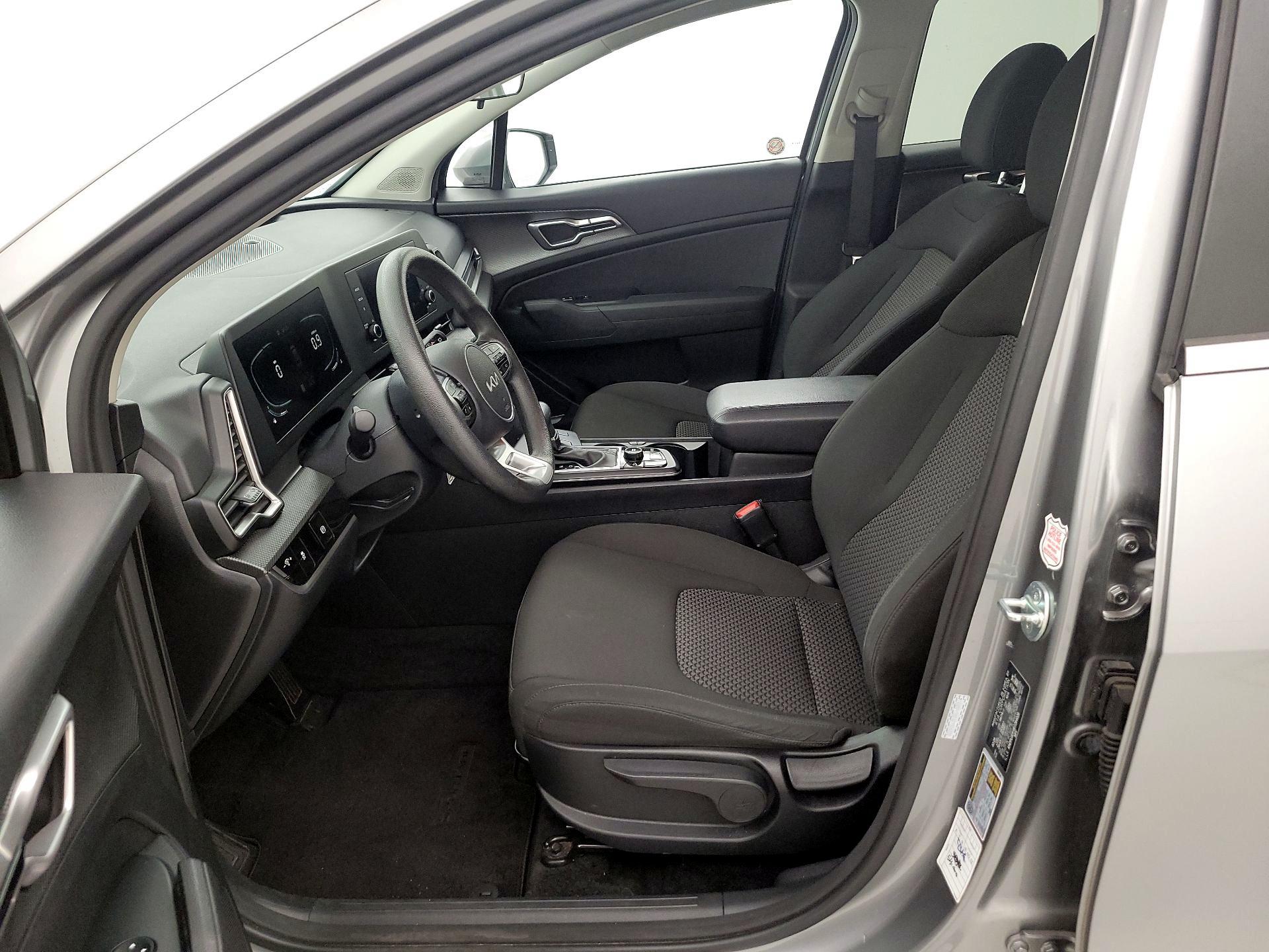 Thumbnail: 2024 Kia Sportage - 11