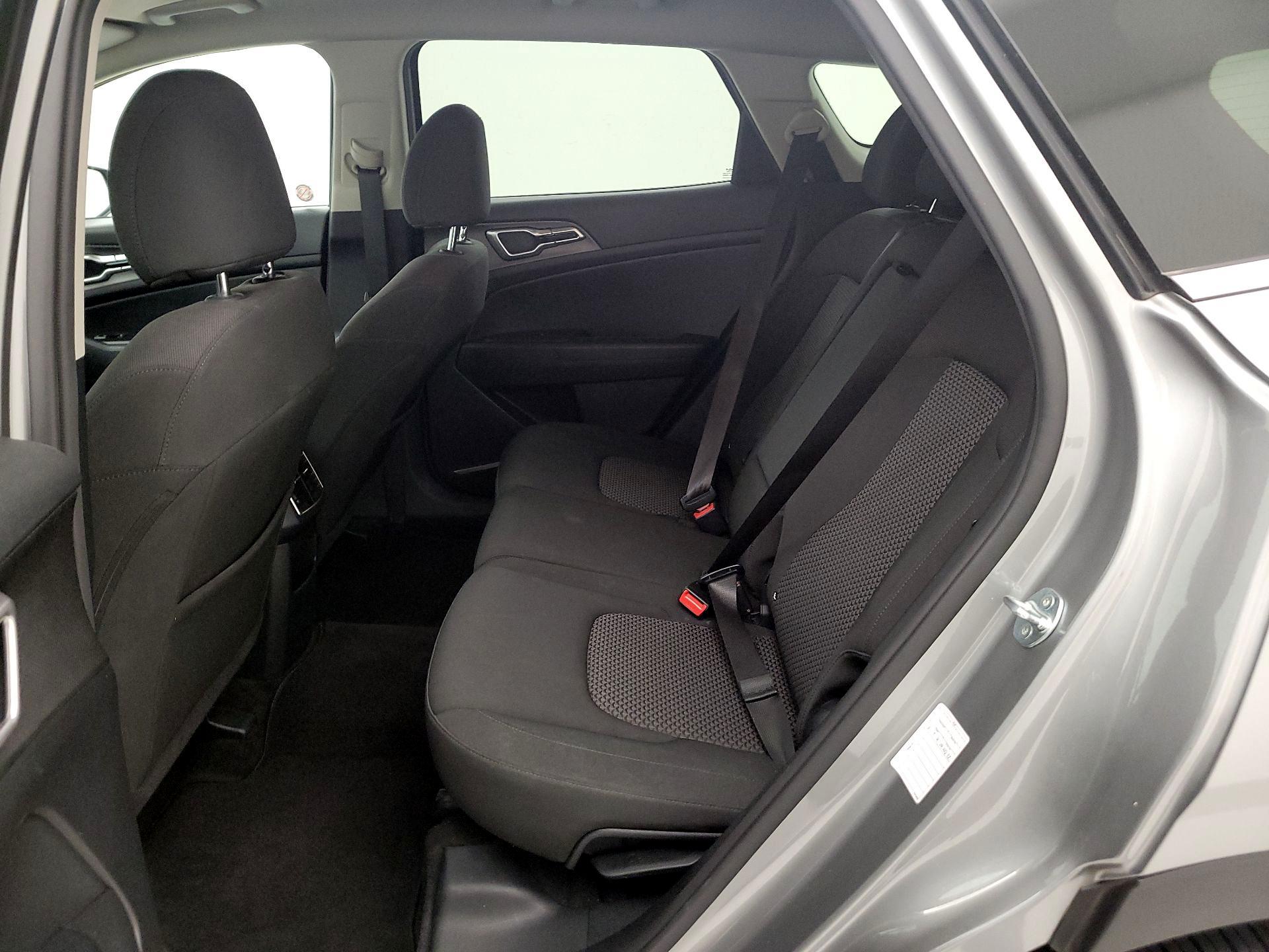 Thumbnail: 2024 Kia Sportage - 19