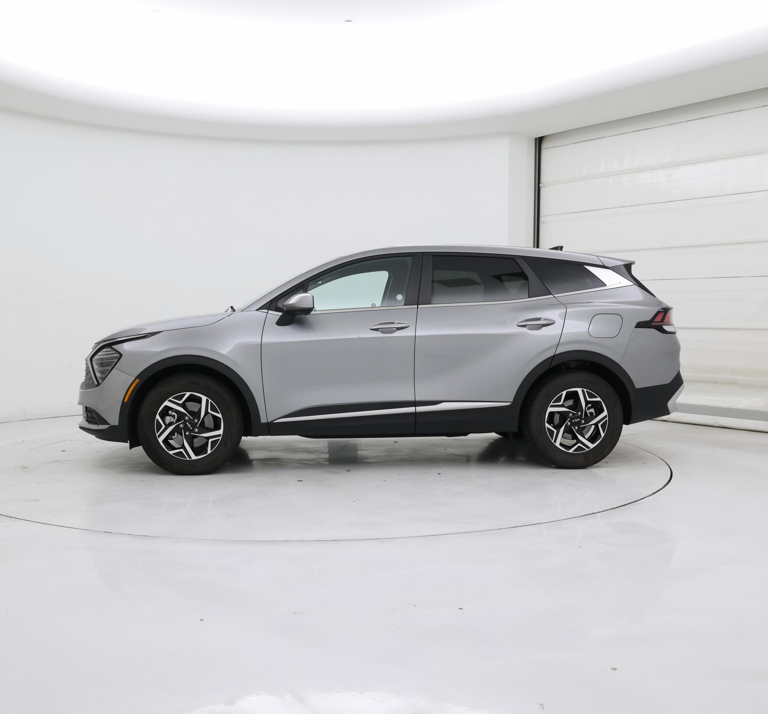 Thumbnail: 2024 Kia Sportage - 3