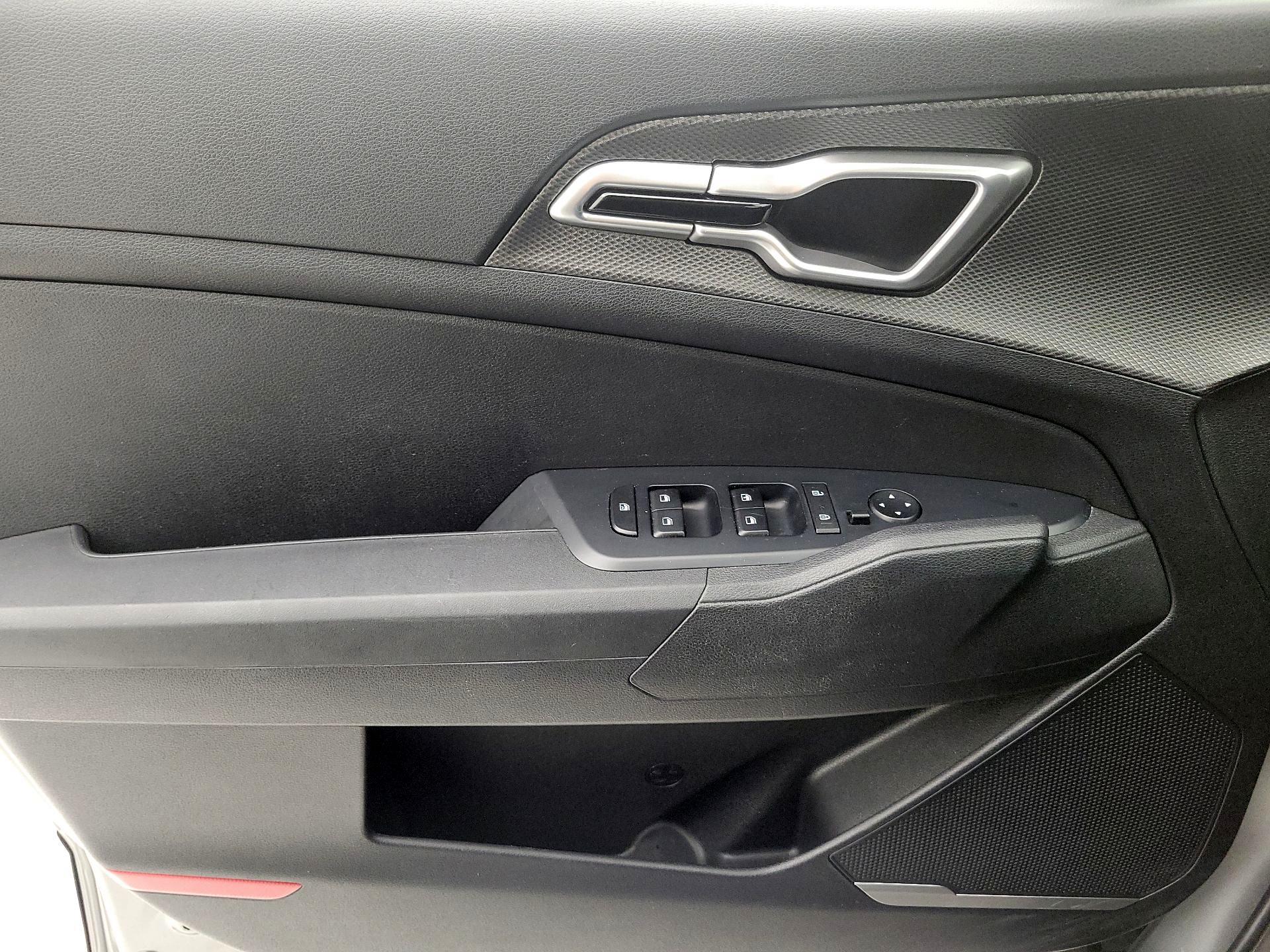 Thumbnail: 2024 Kia Sportage - 12