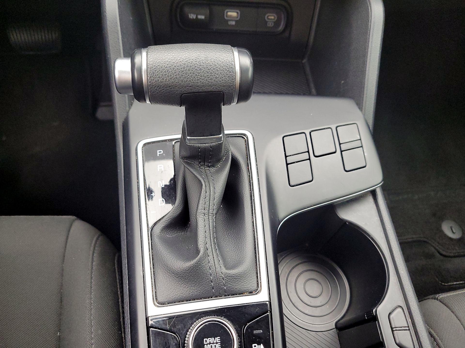 Thumbnail: 2024 Kia Sportage - 17