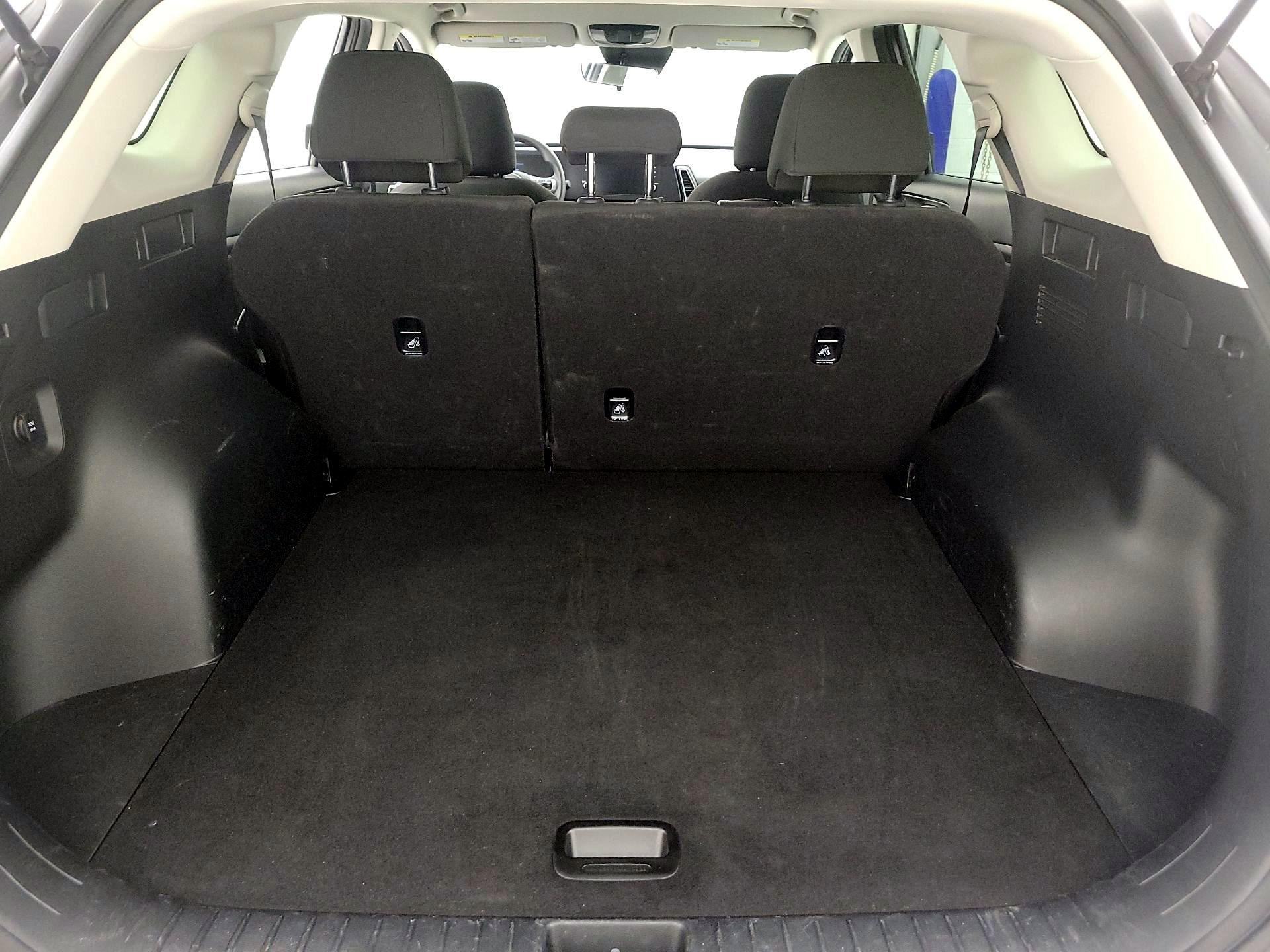 Thumbnail: 2024 Kia Sportage - 20