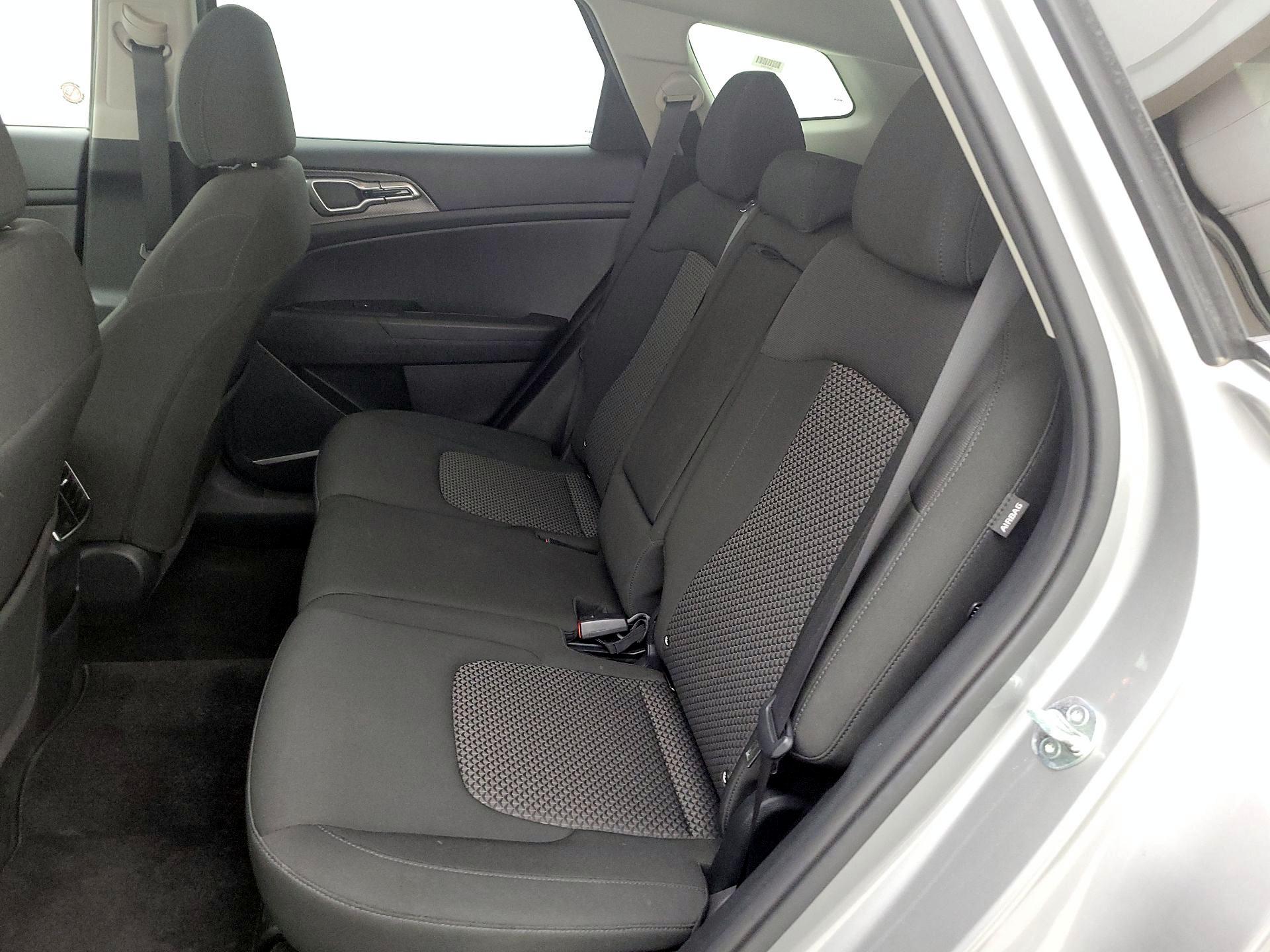 Thumbnail: 2024 Kia Sportage - 19