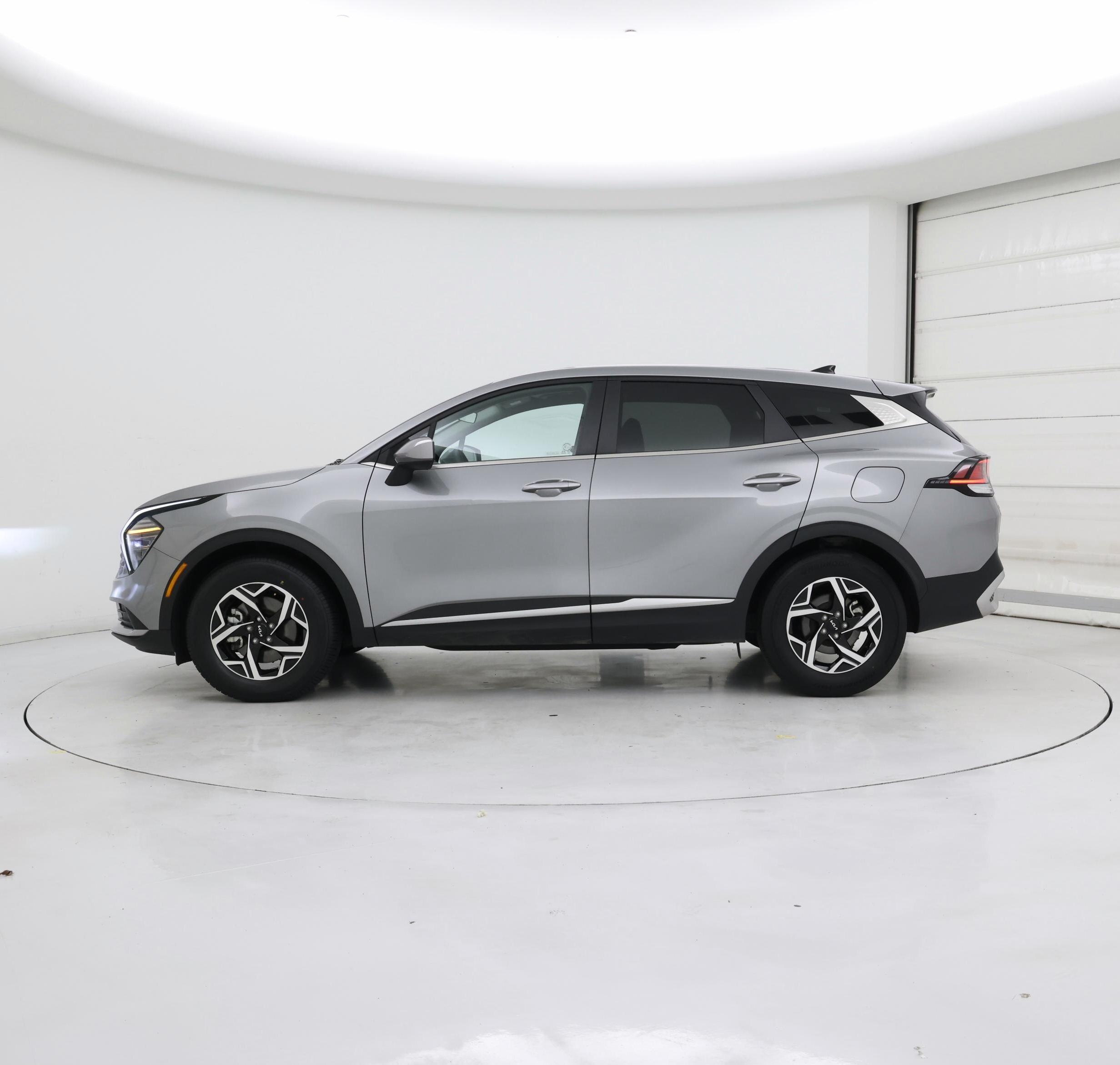 Thumbnail: 2024 Kia Sportage - 3