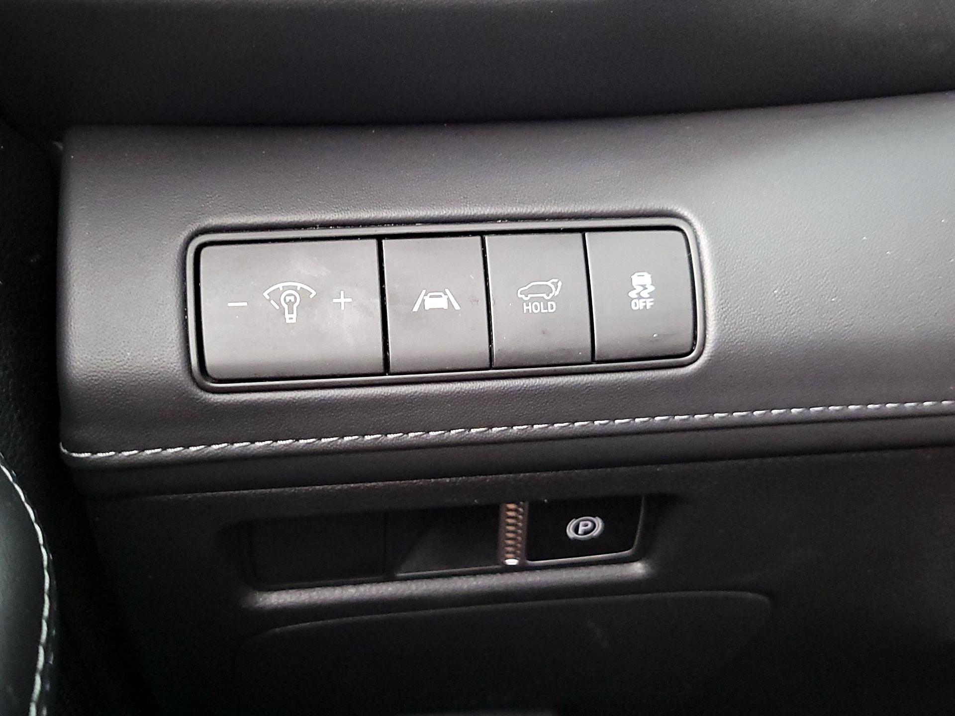 Thumbnail: 2023 Hyundai Santa Fe - 13